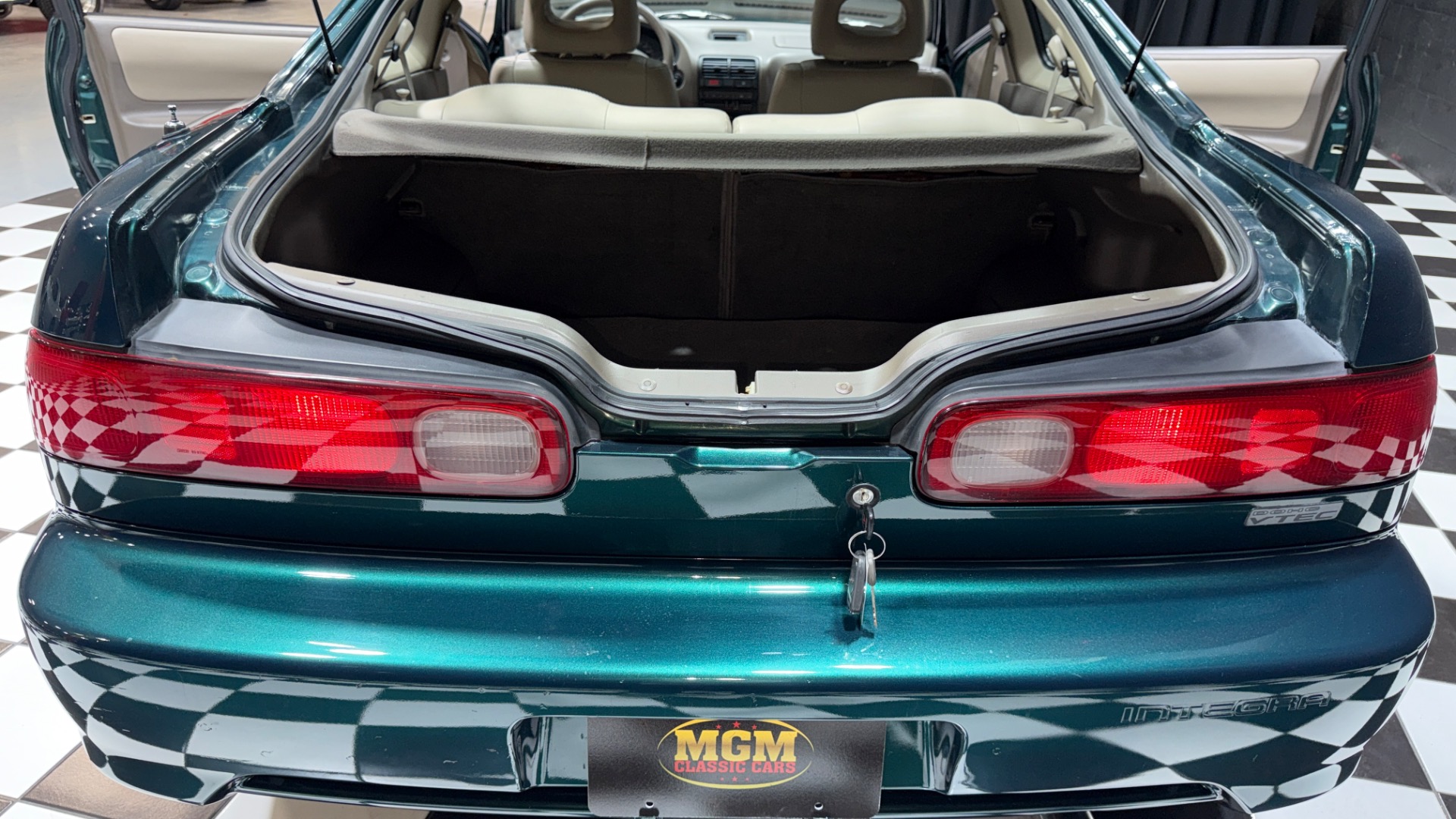 2000 Acura Integra 96