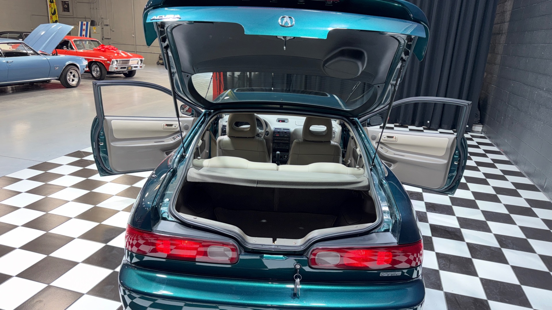 2000 Acura Integra 97