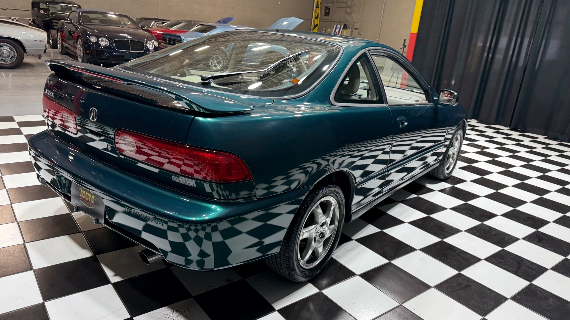 2000 Acura Integra 11
