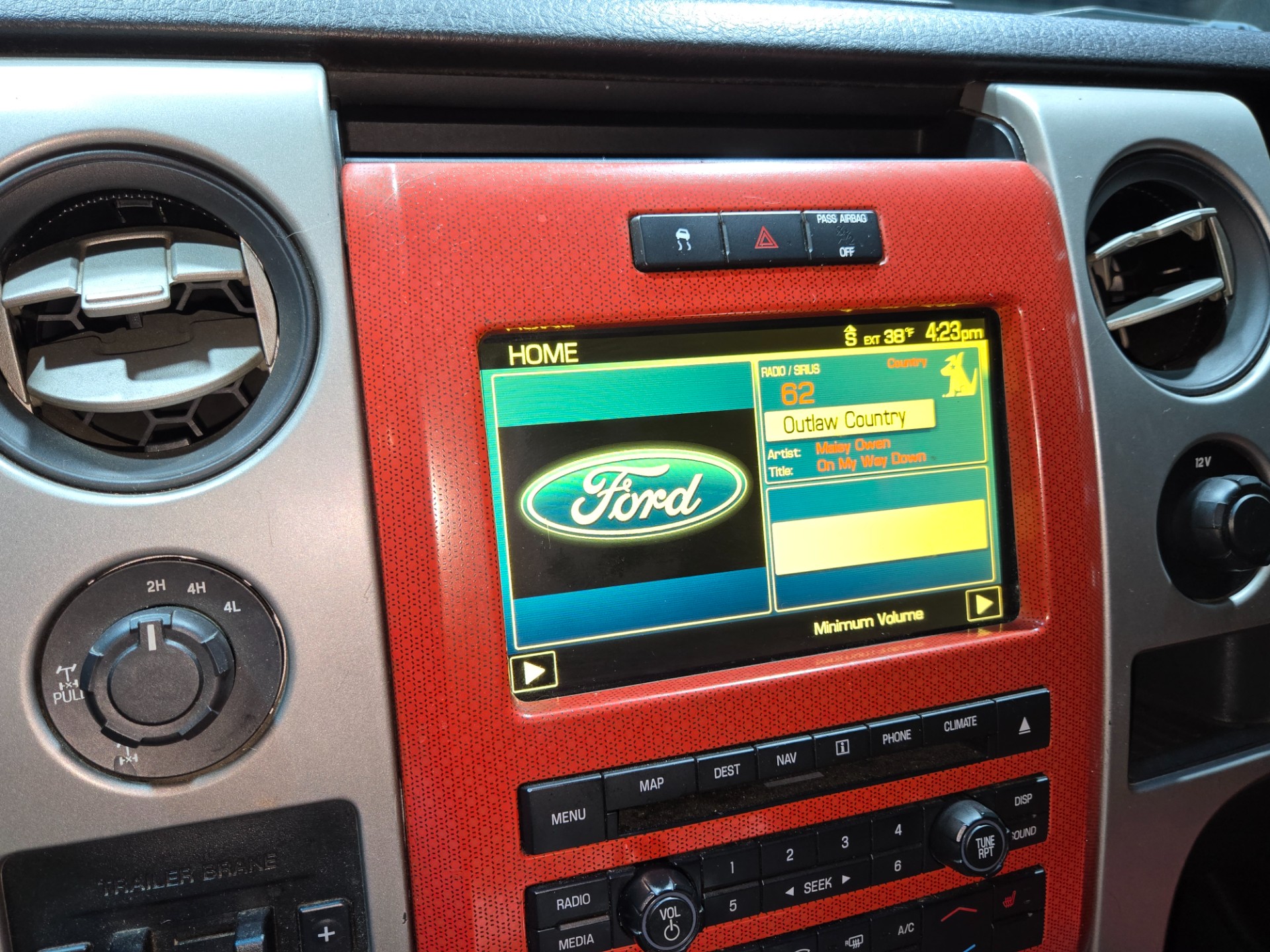2010 Ford F-150 101