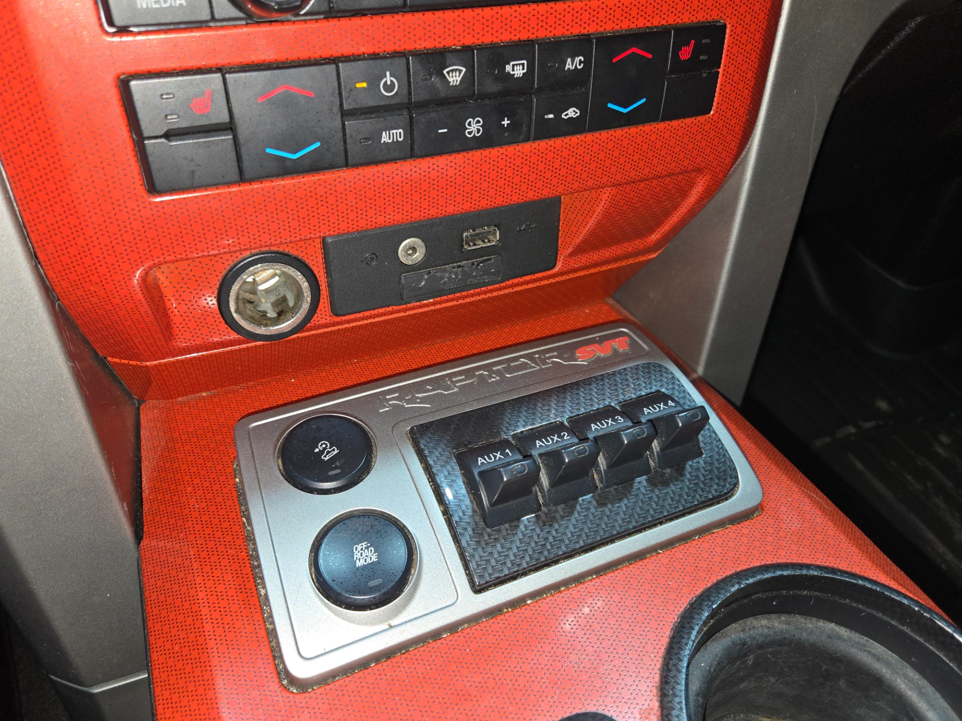 2010 Ford F-150 102