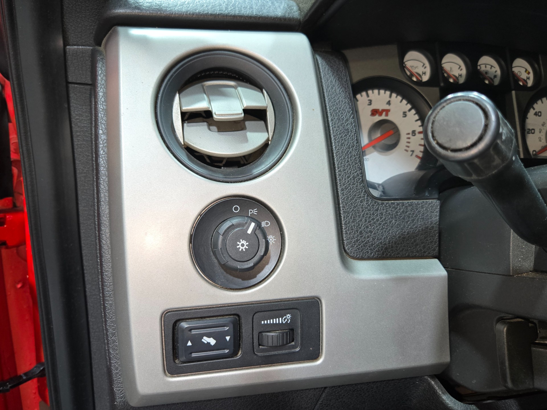 2010 Ford F-150 98