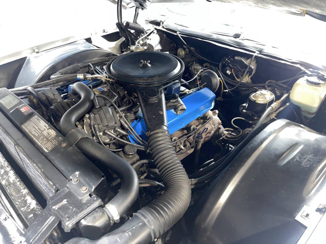 1976 Cadillac Eldorado 31