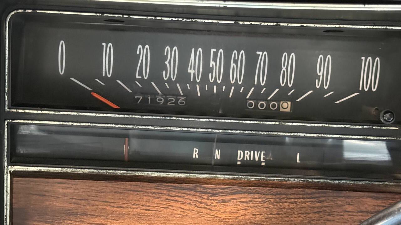 1976 Cadillac Eldorado 121