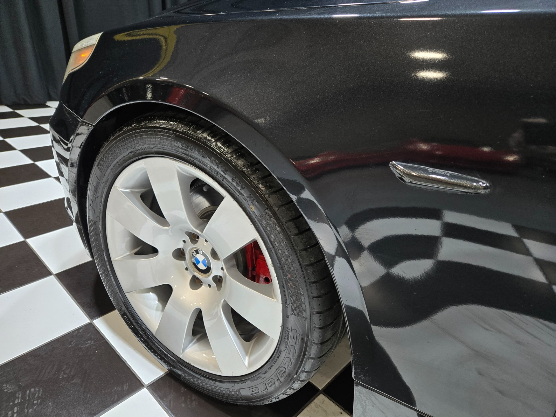 2006 BMW 5 Series 21
