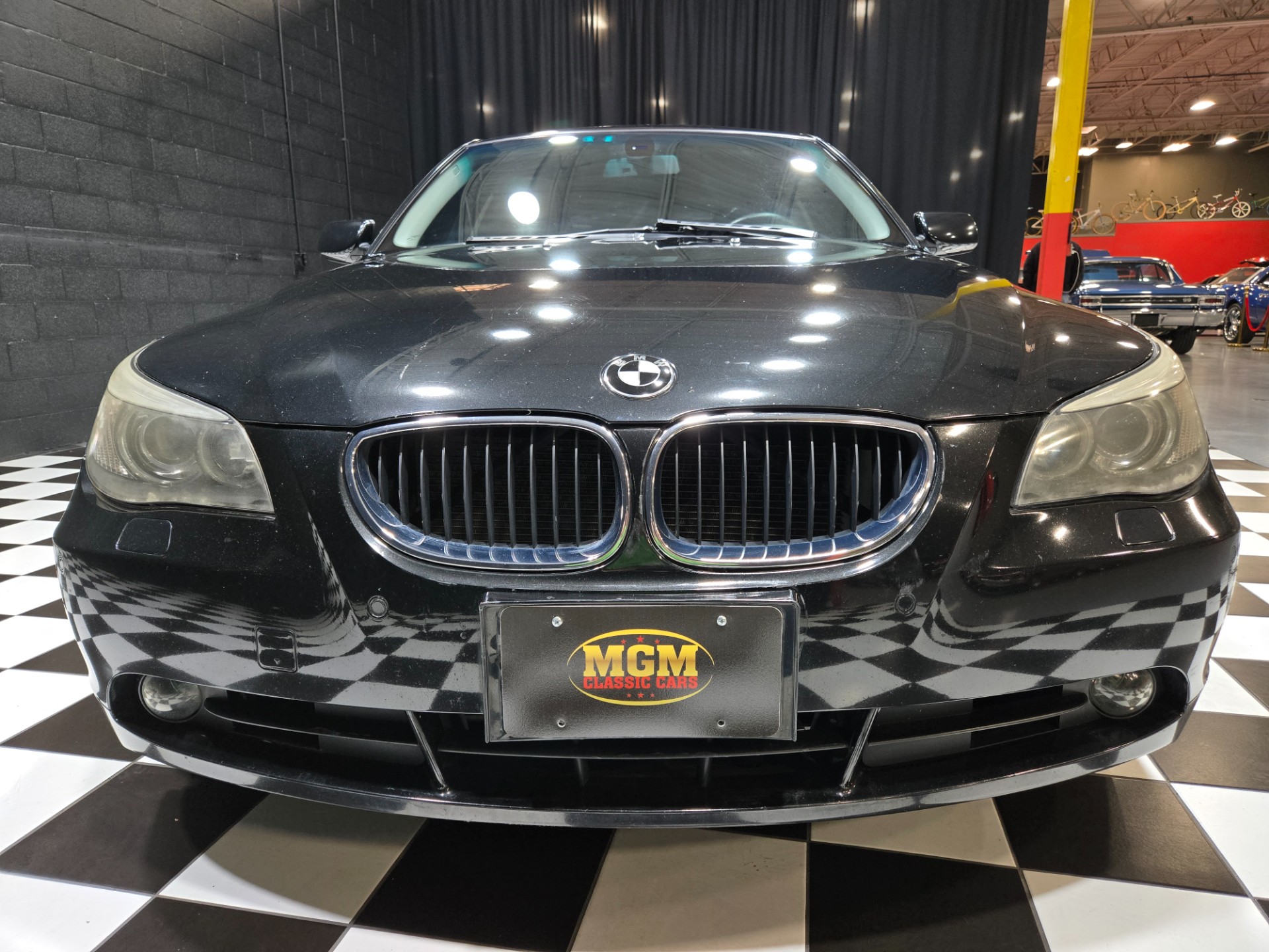 2006 BMW 5 Series 4