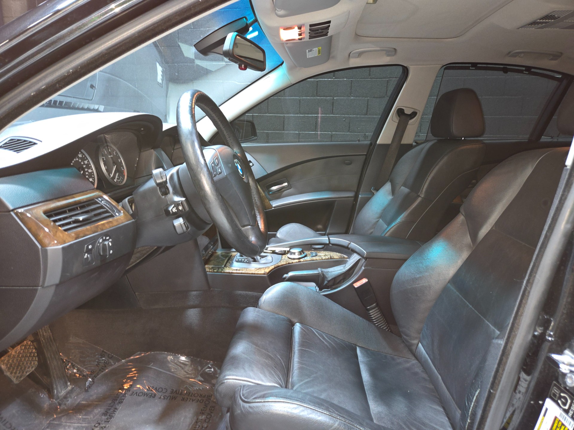2006 BMW 5 Series 66