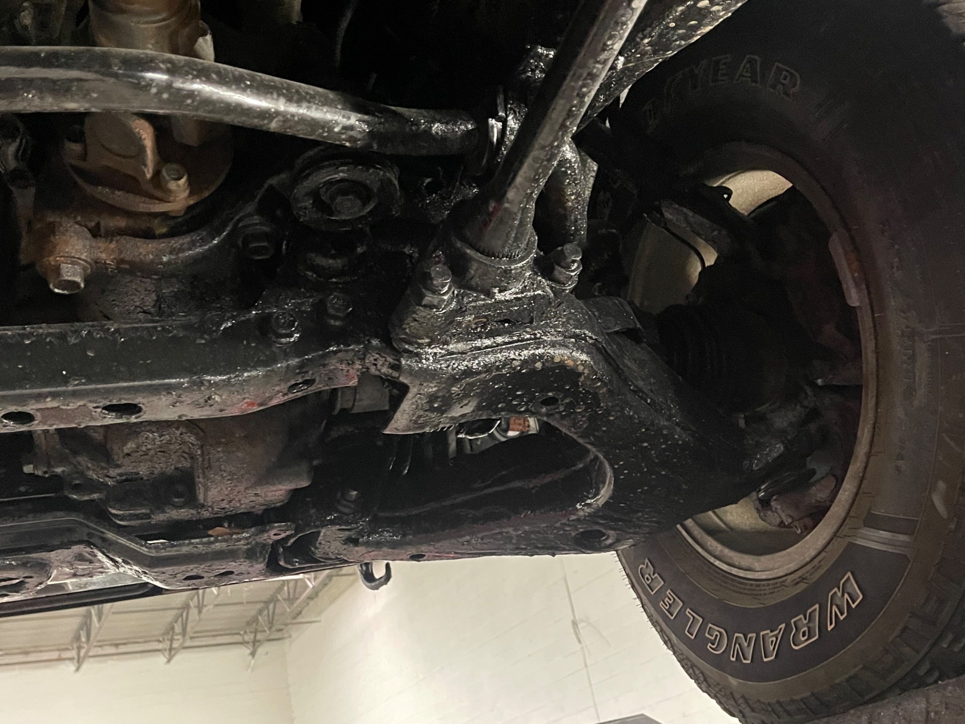 2000 Toyota Land Cruiser 136