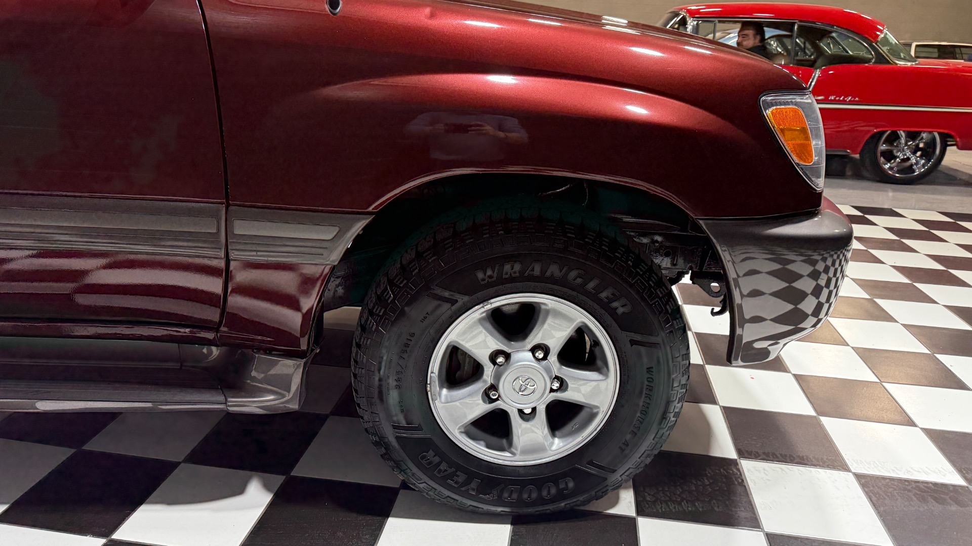 2000 Toyota Land Cruiser 46