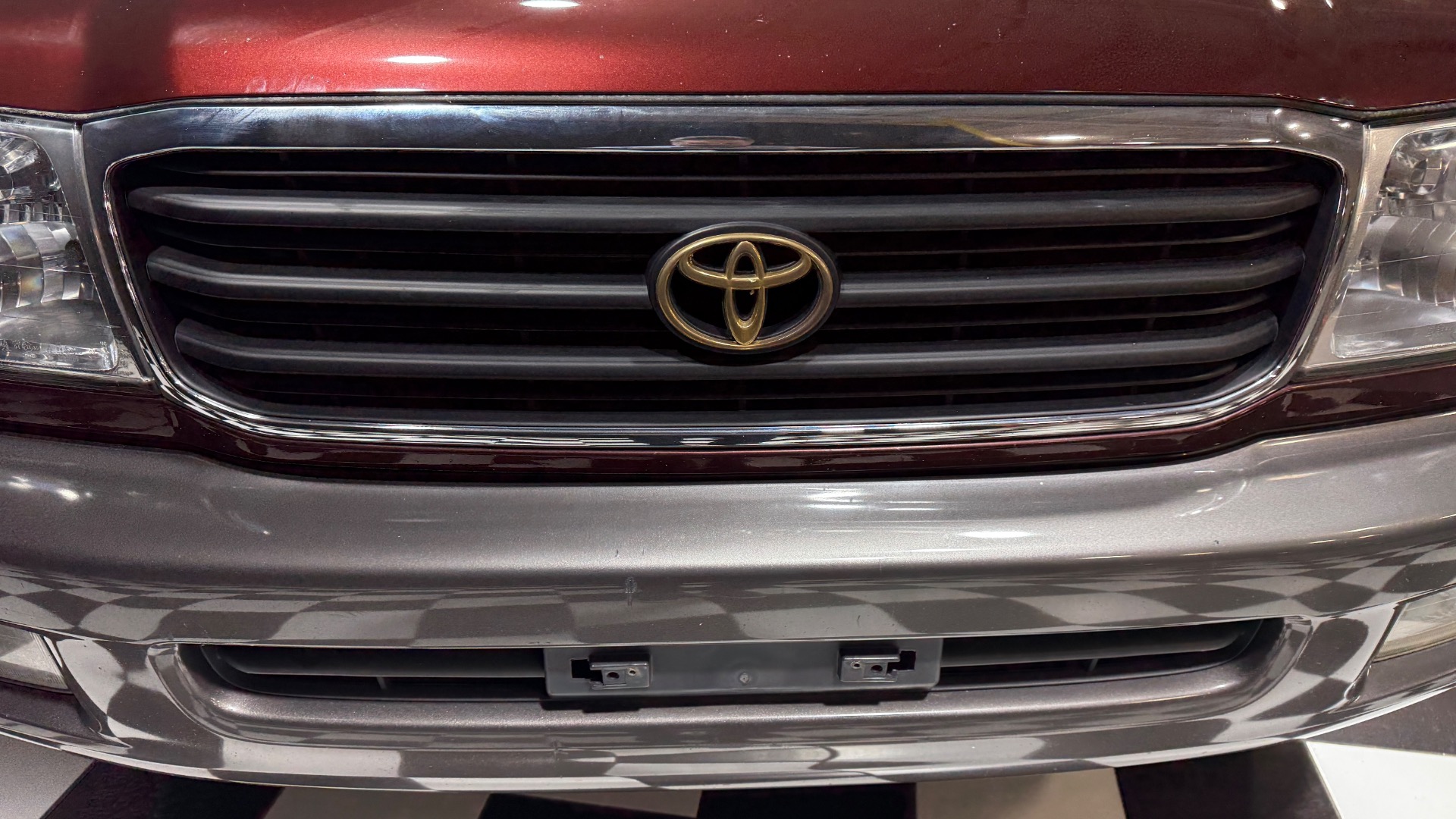 2000 Toyota Land Cruiser 48