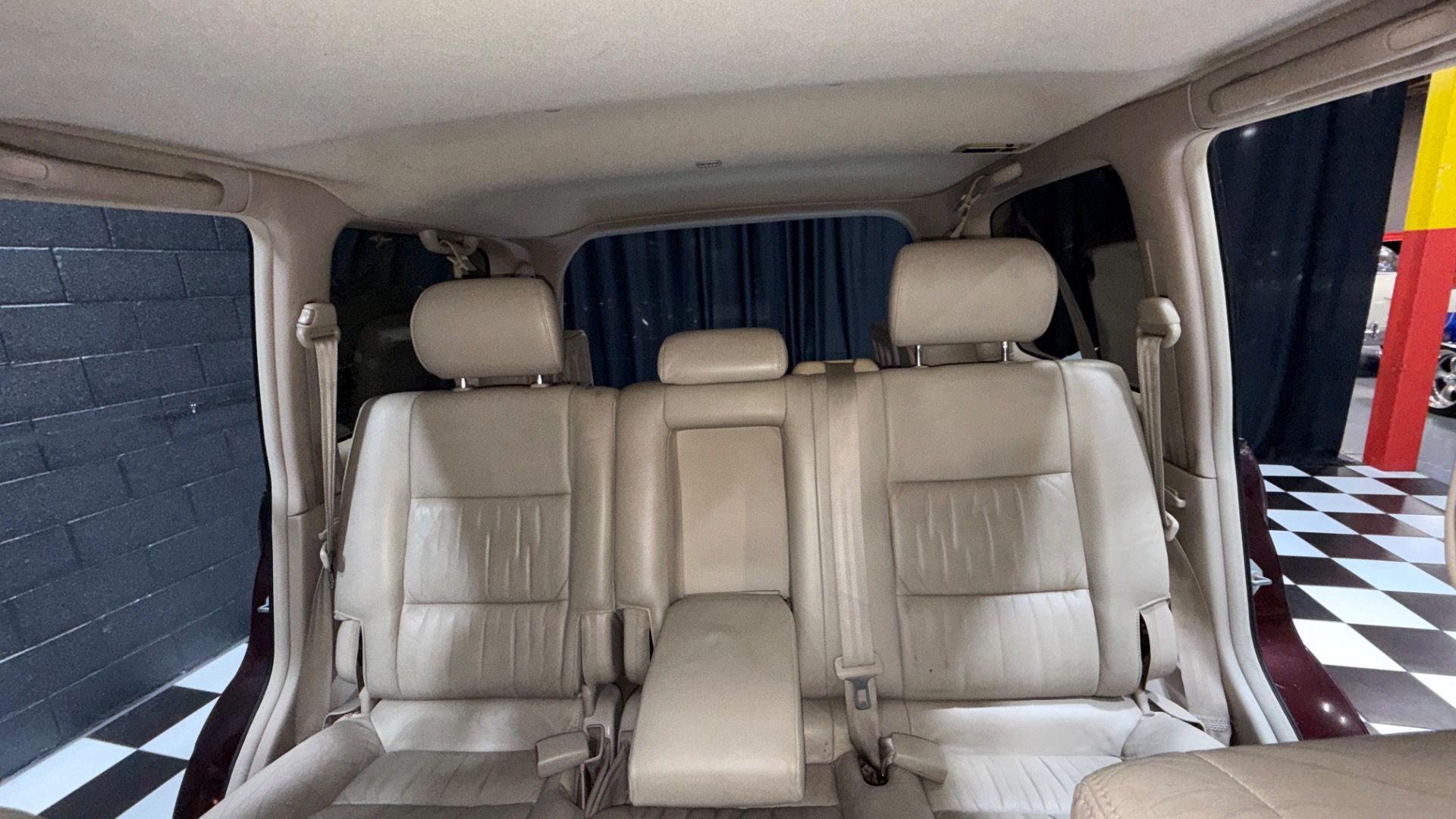 2000 Toyota Land Cruiser 6