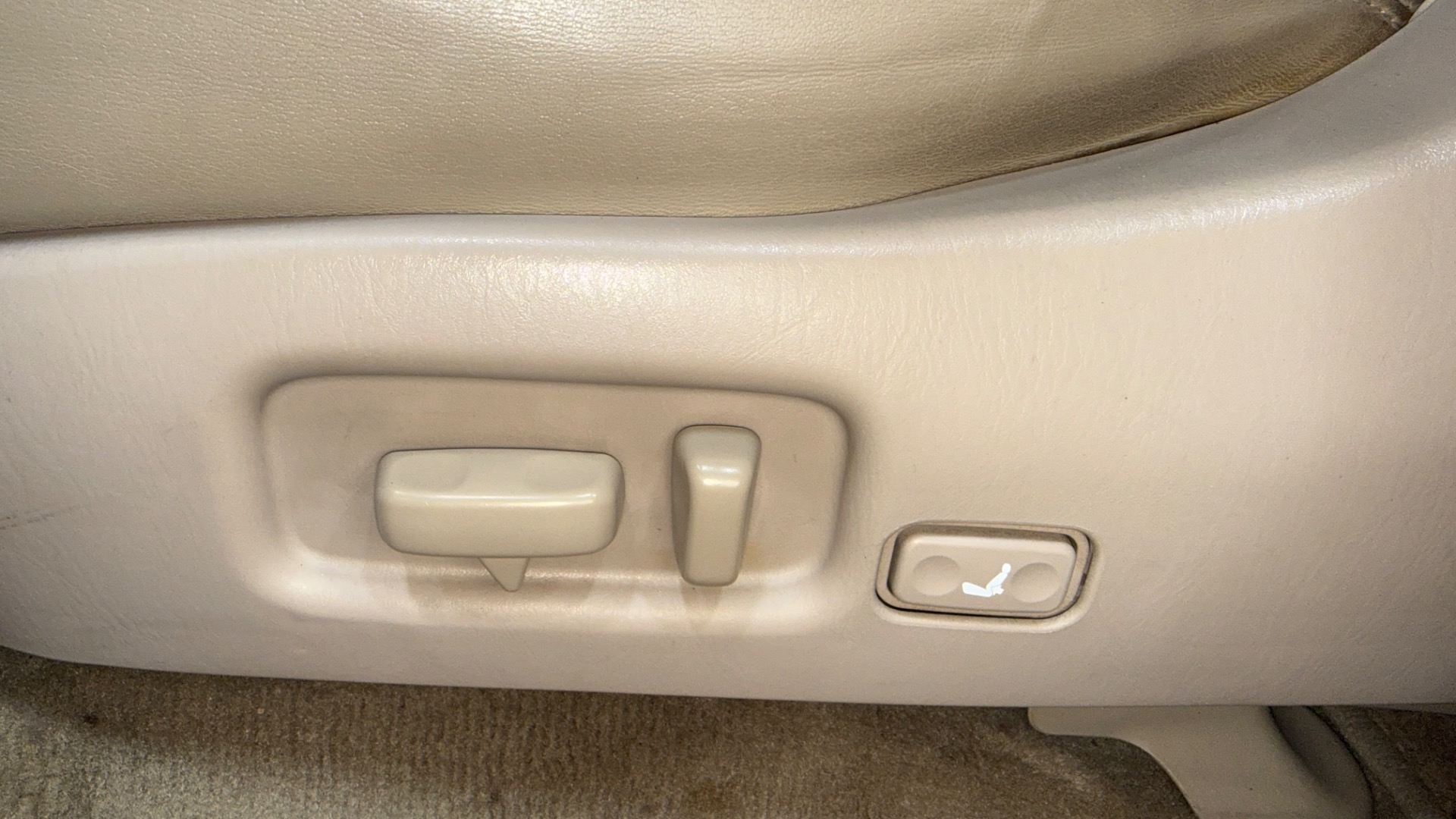2000 Toyota Land Cruiser 100