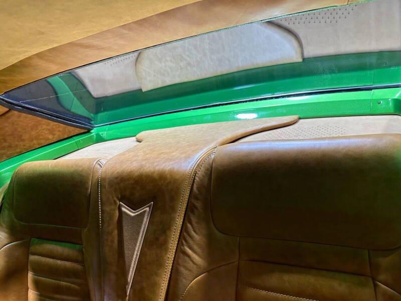 1989 Mercedes-Benz 560SL 109