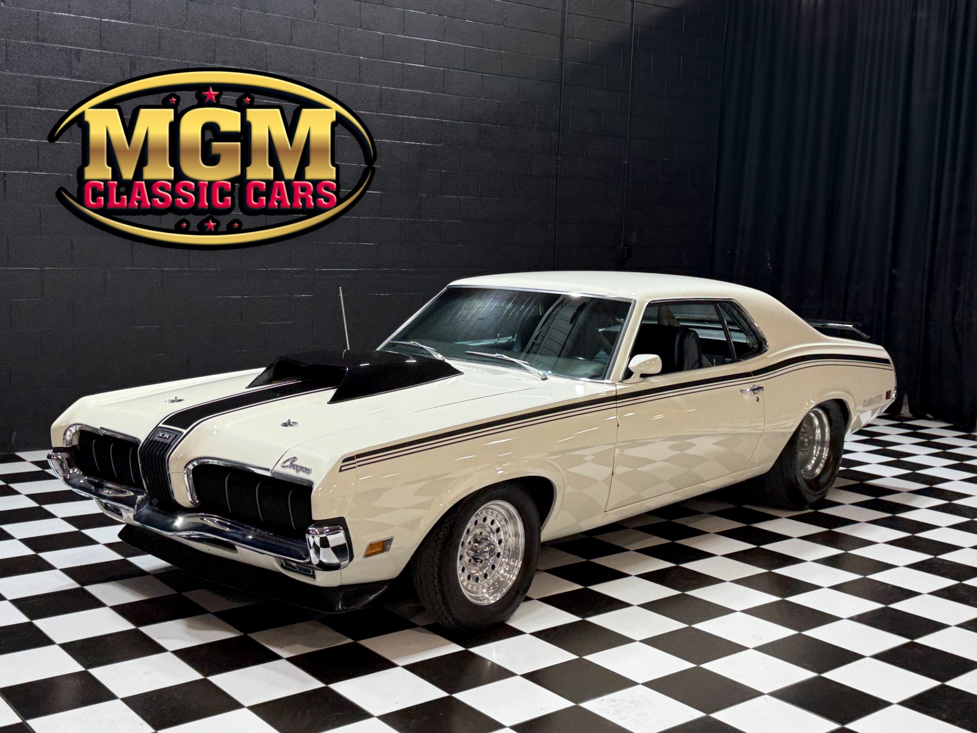1970 Mercury Cougar XR7 2