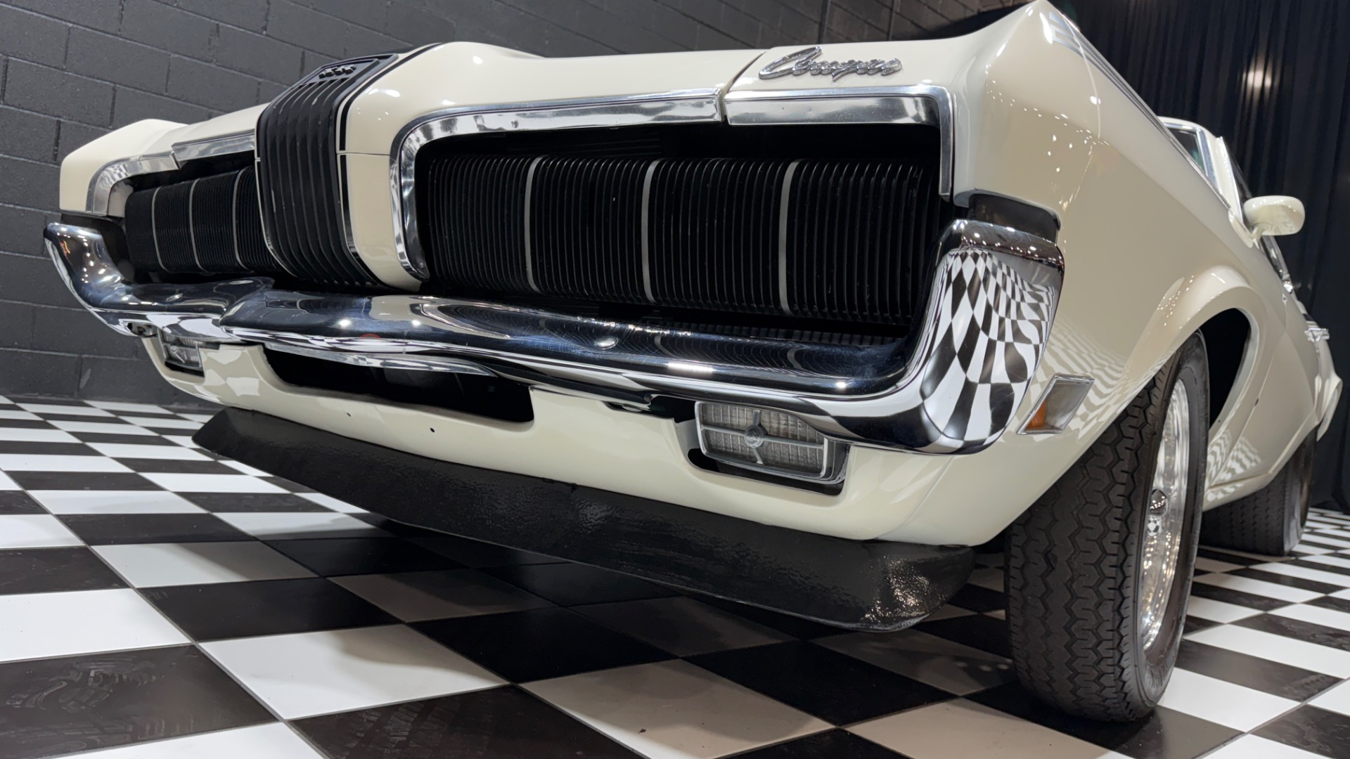 1970 Mercury Cougar XR7 60