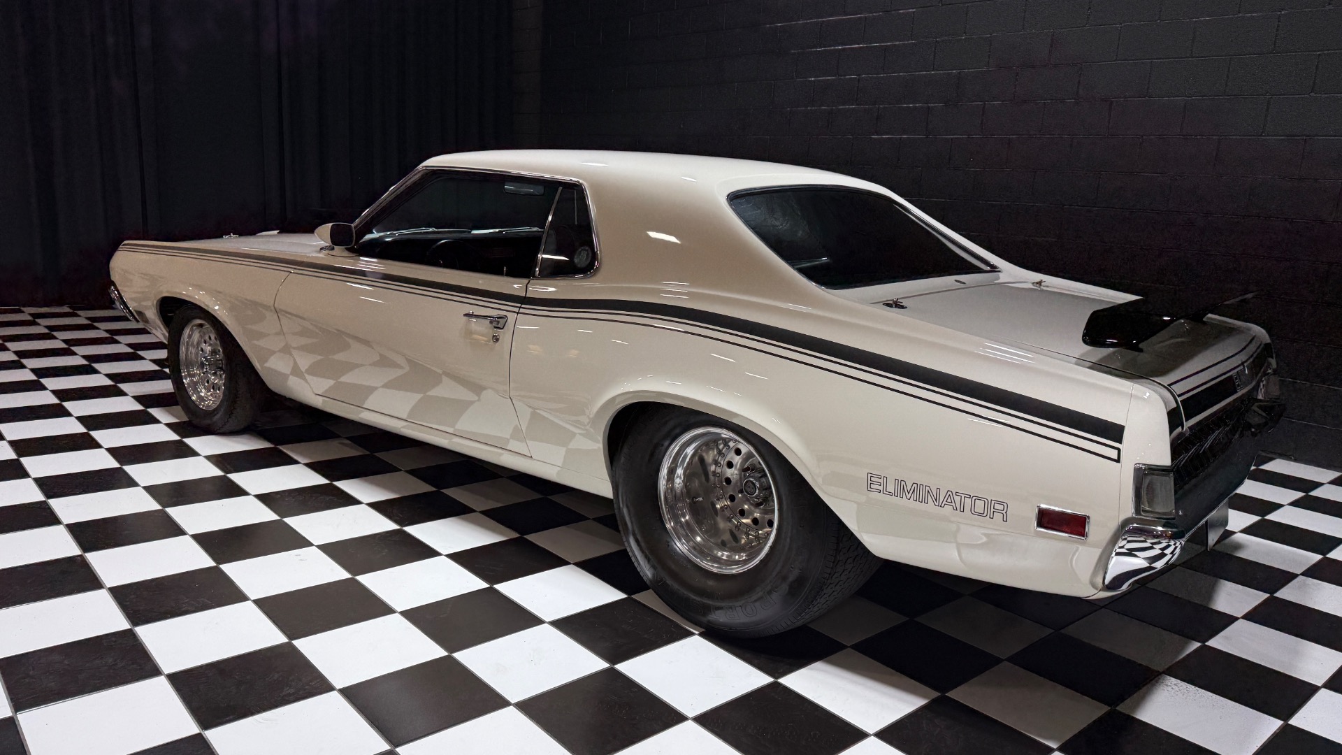 1970 Mercury Cougar XR7 20
