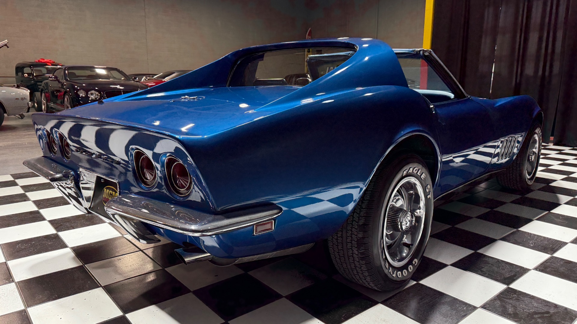 1968 Chevrolet Corvette 38