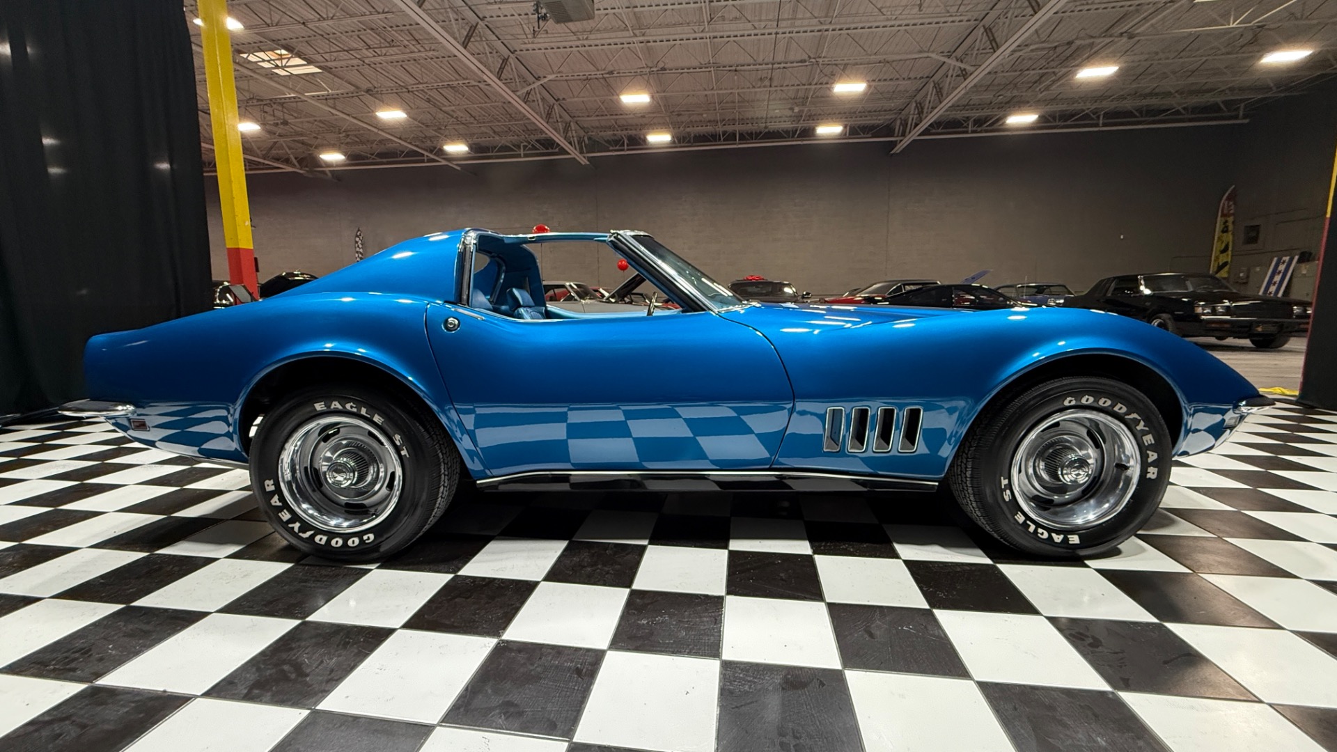 1968 Chevrolet Corvette 41