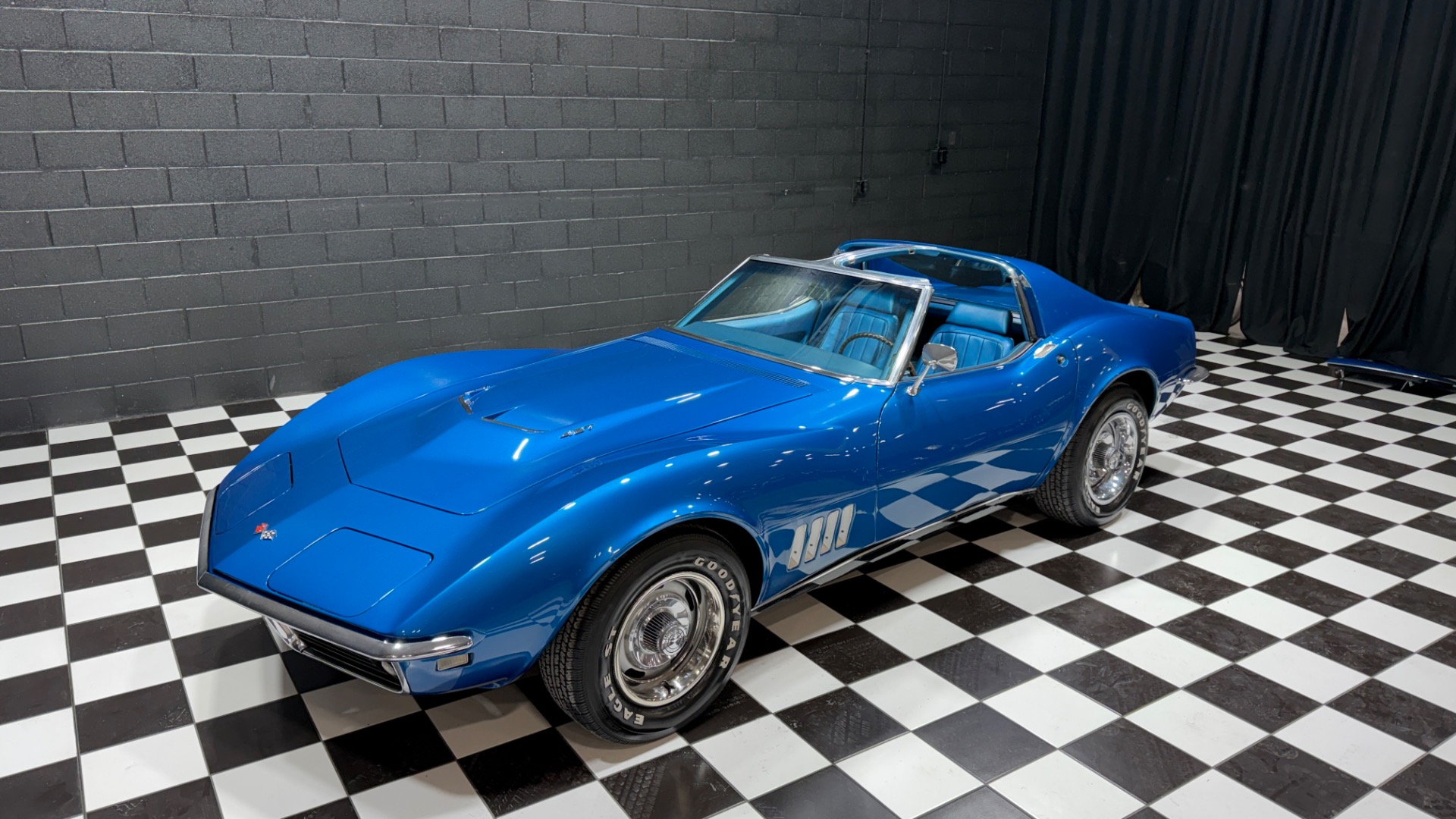 1968 Chevrolet Corvette 53