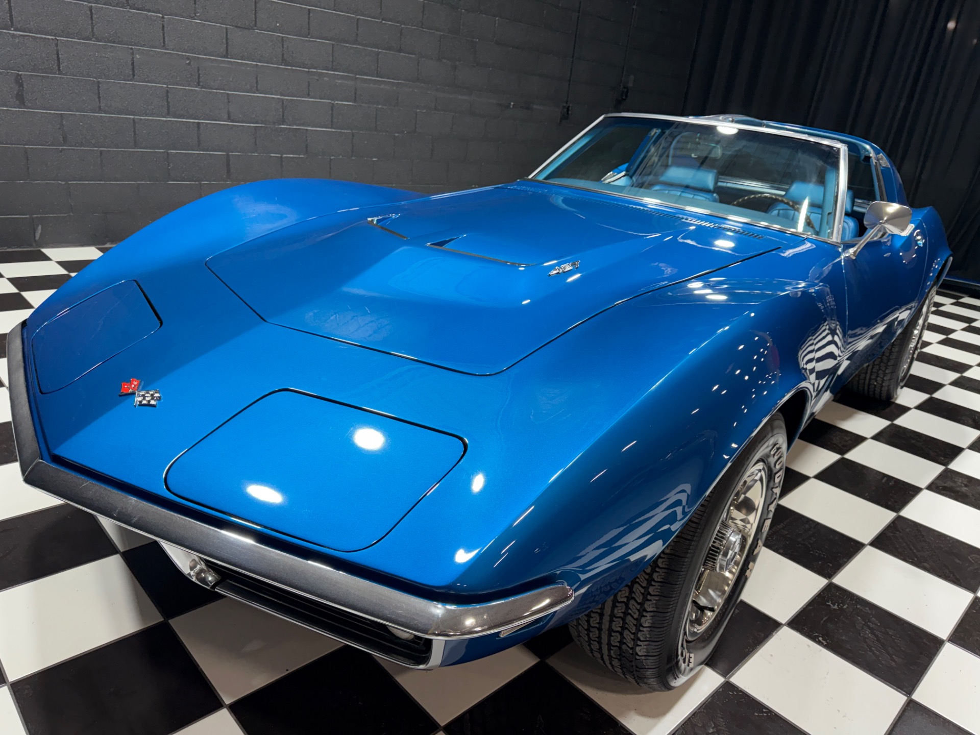 1968 Chevrolet Corvette 26