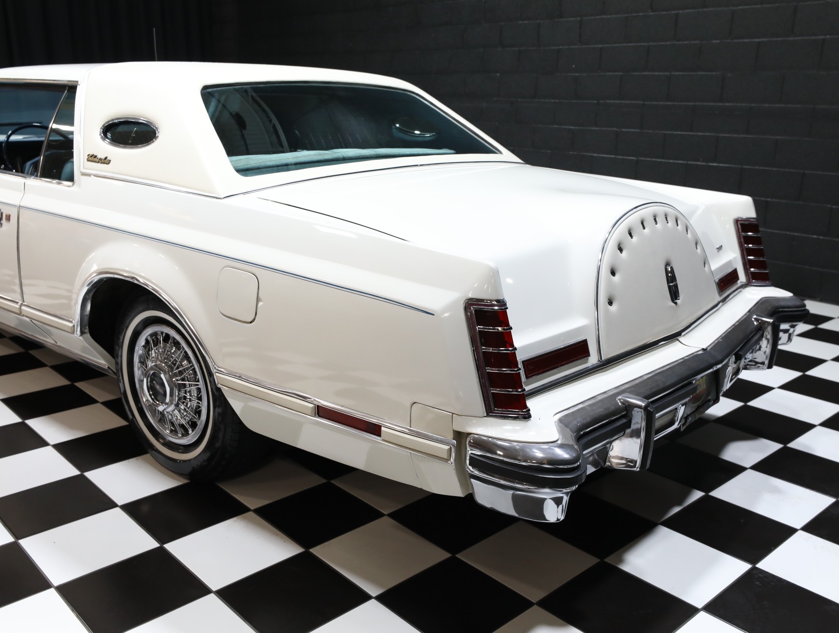 1979 Lincoln Continental 80