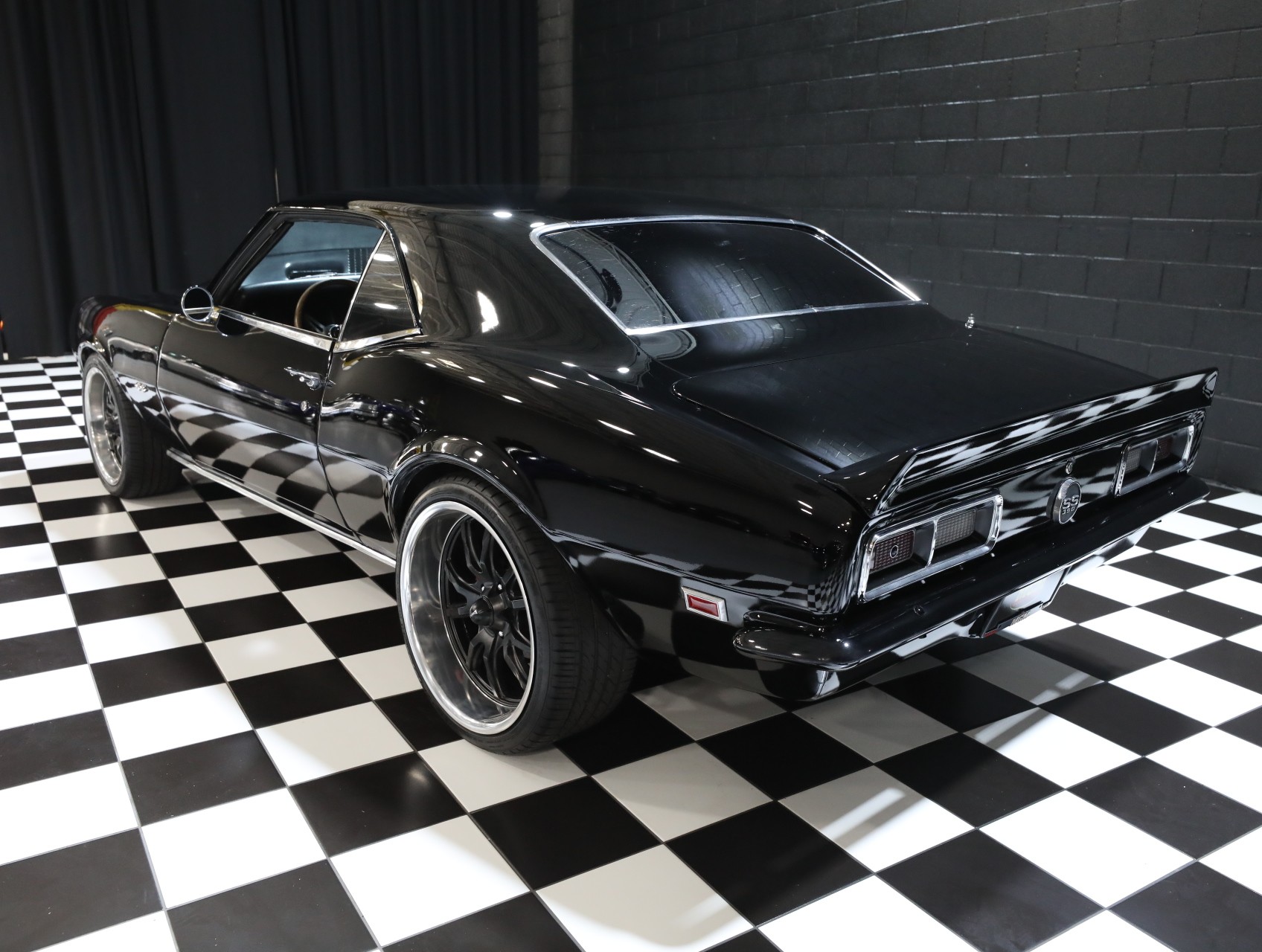 1968 Chevrolet Camaro 23