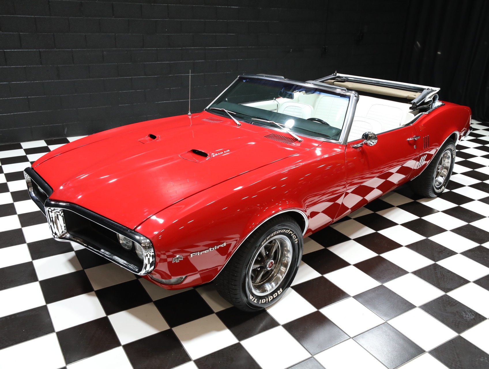 1968 Pontiac Firebird 12