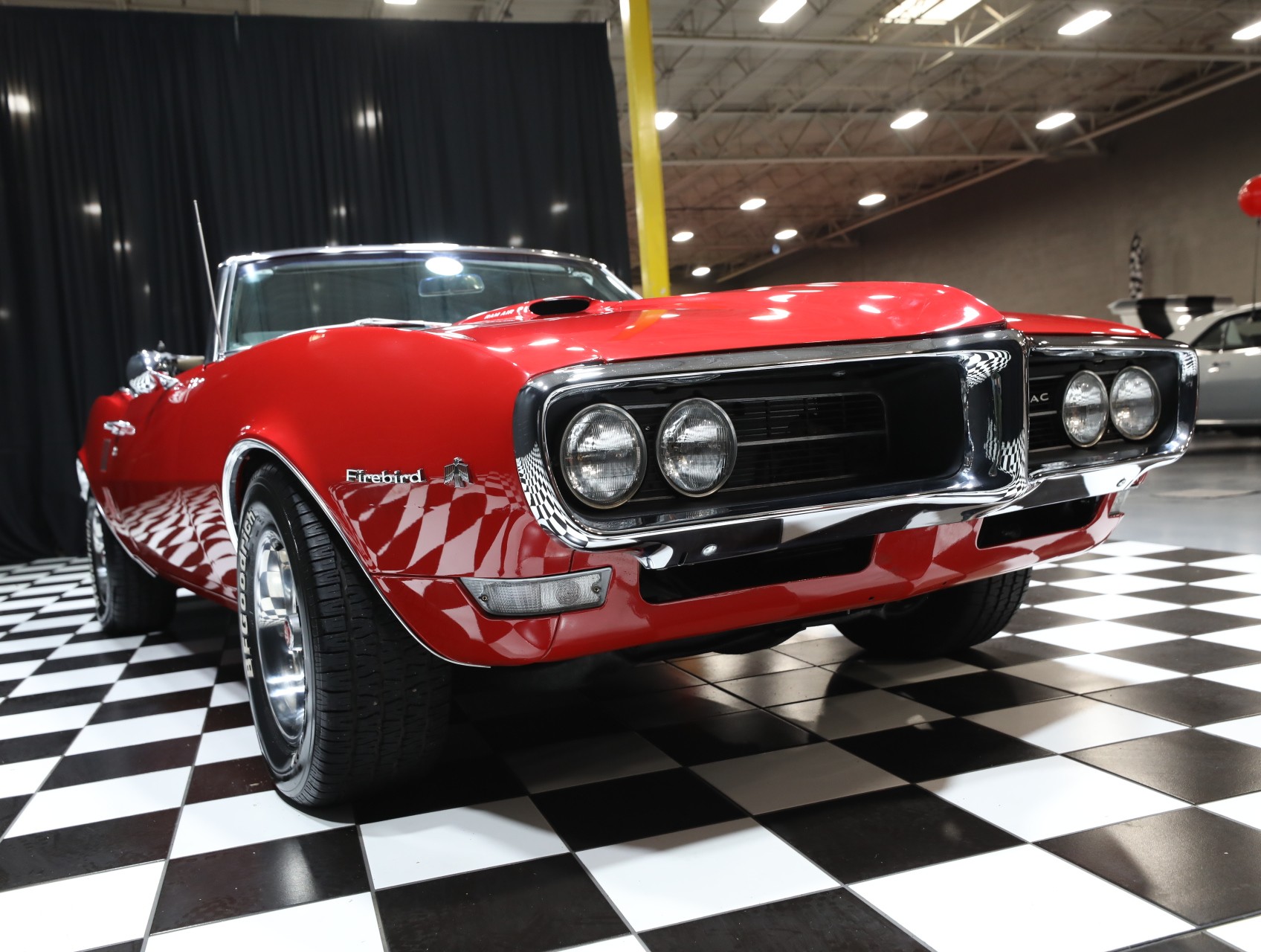 1968 Pontiac Firebird 22