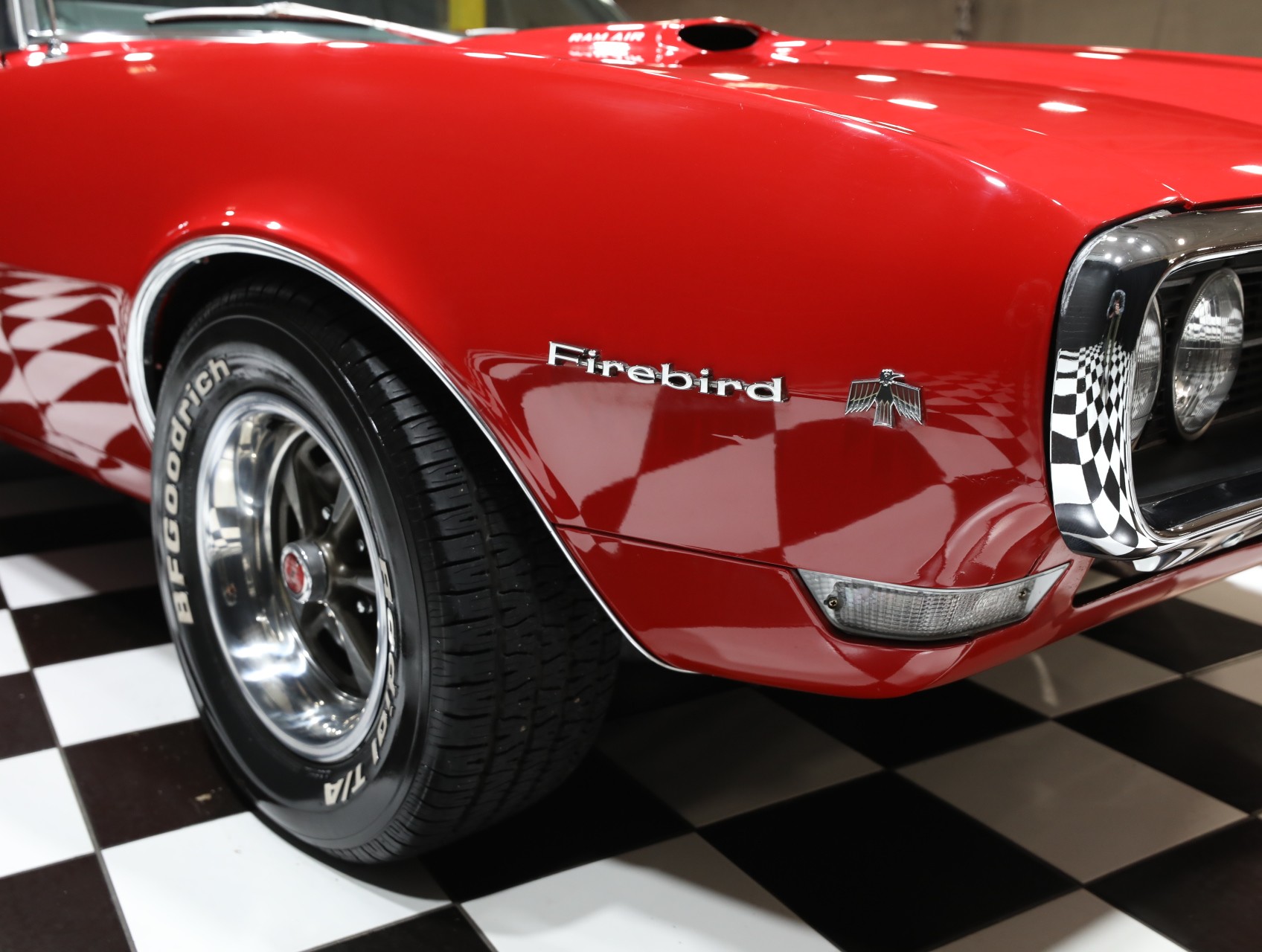1968 Pontiac Firebird 23