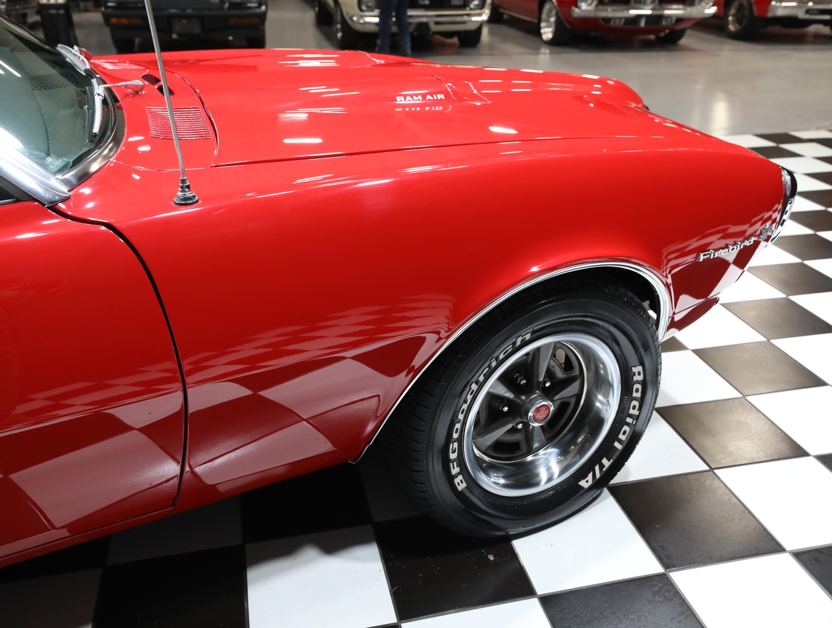 1968 Pontiac Firebird 26