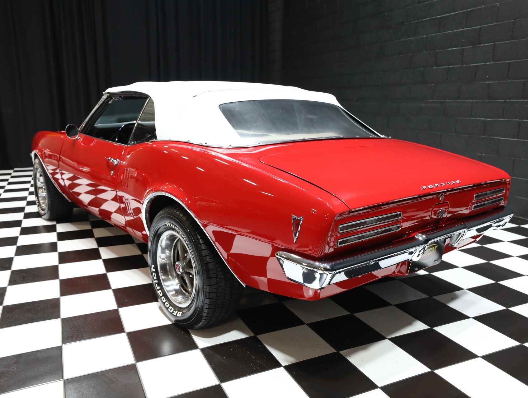 1968 Pontiac Firebird 7