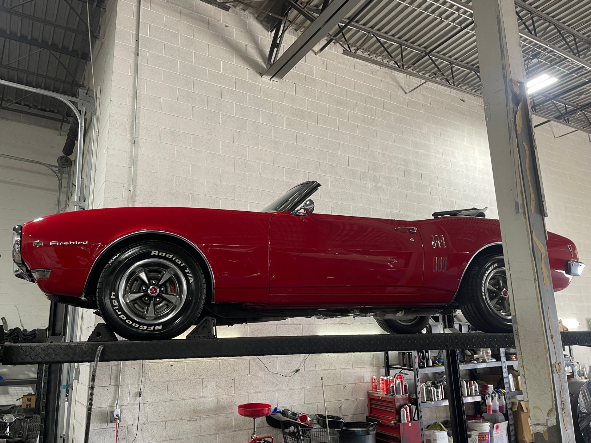 1968 Pontiac Firebird 94