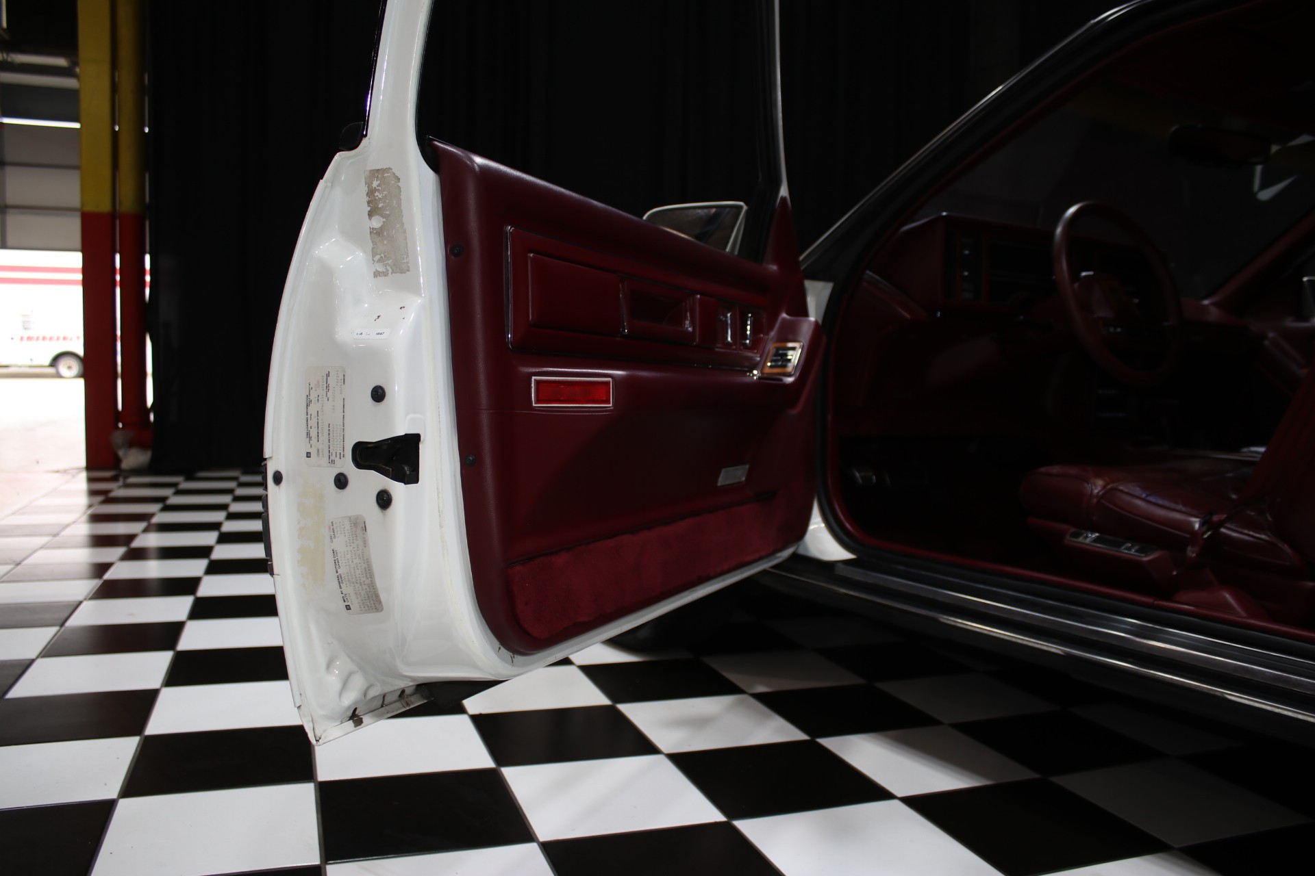 1988 Cadillac Eldorado Biarritz 88