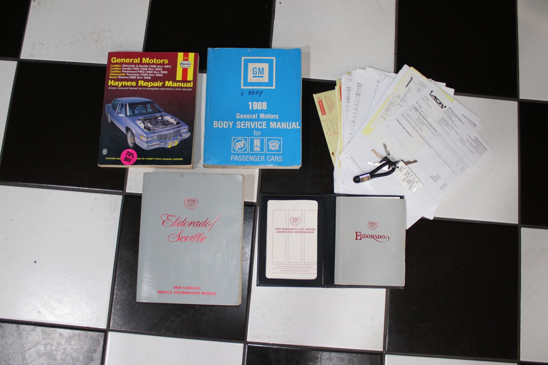 1988 Cadillac Eldorado Biarritz 115