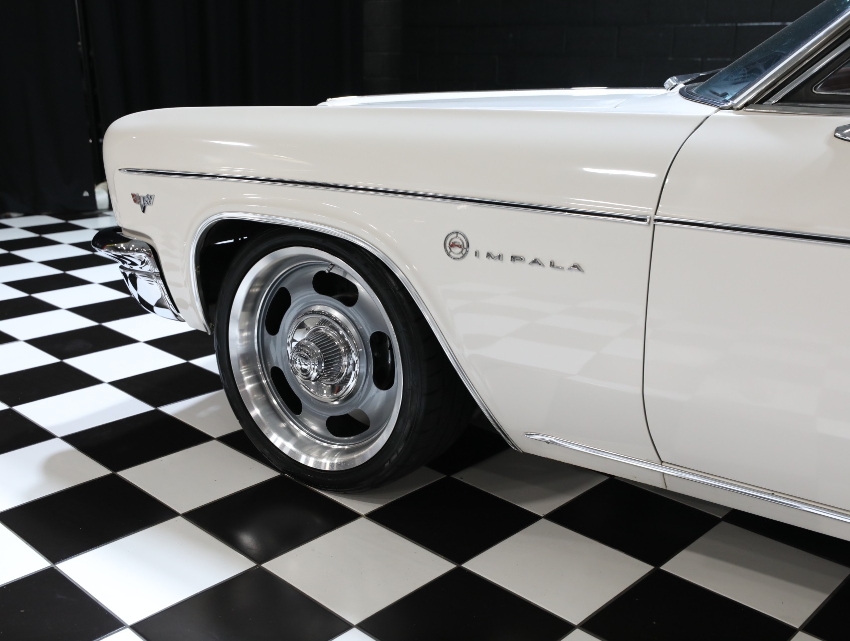 1966 Chevrolet Impala 40