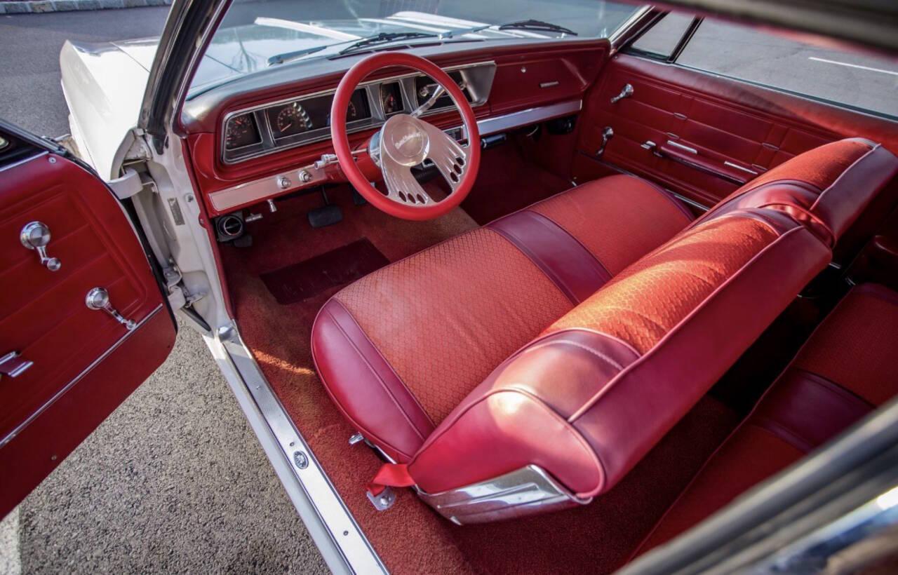 1966 Chevrolet Impala 12