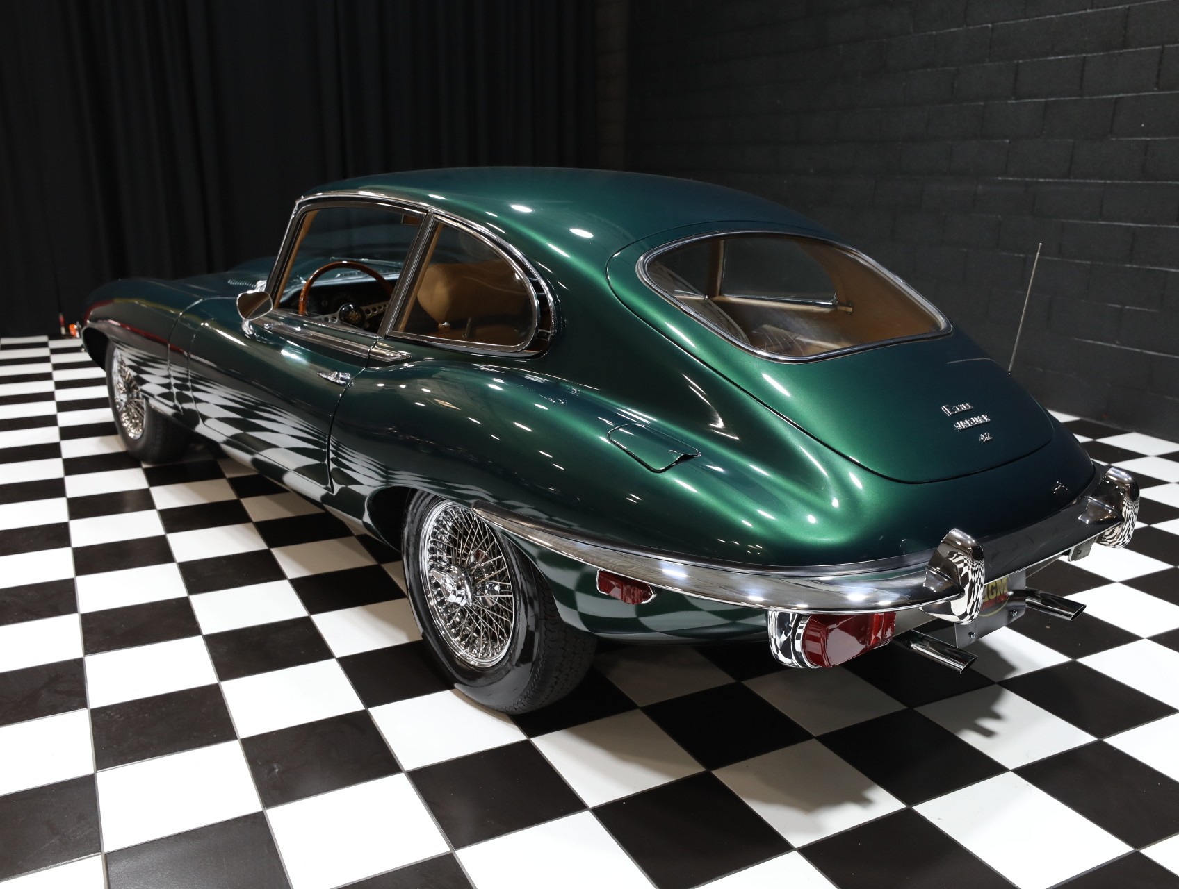 1970 Jaguar XK-E 30