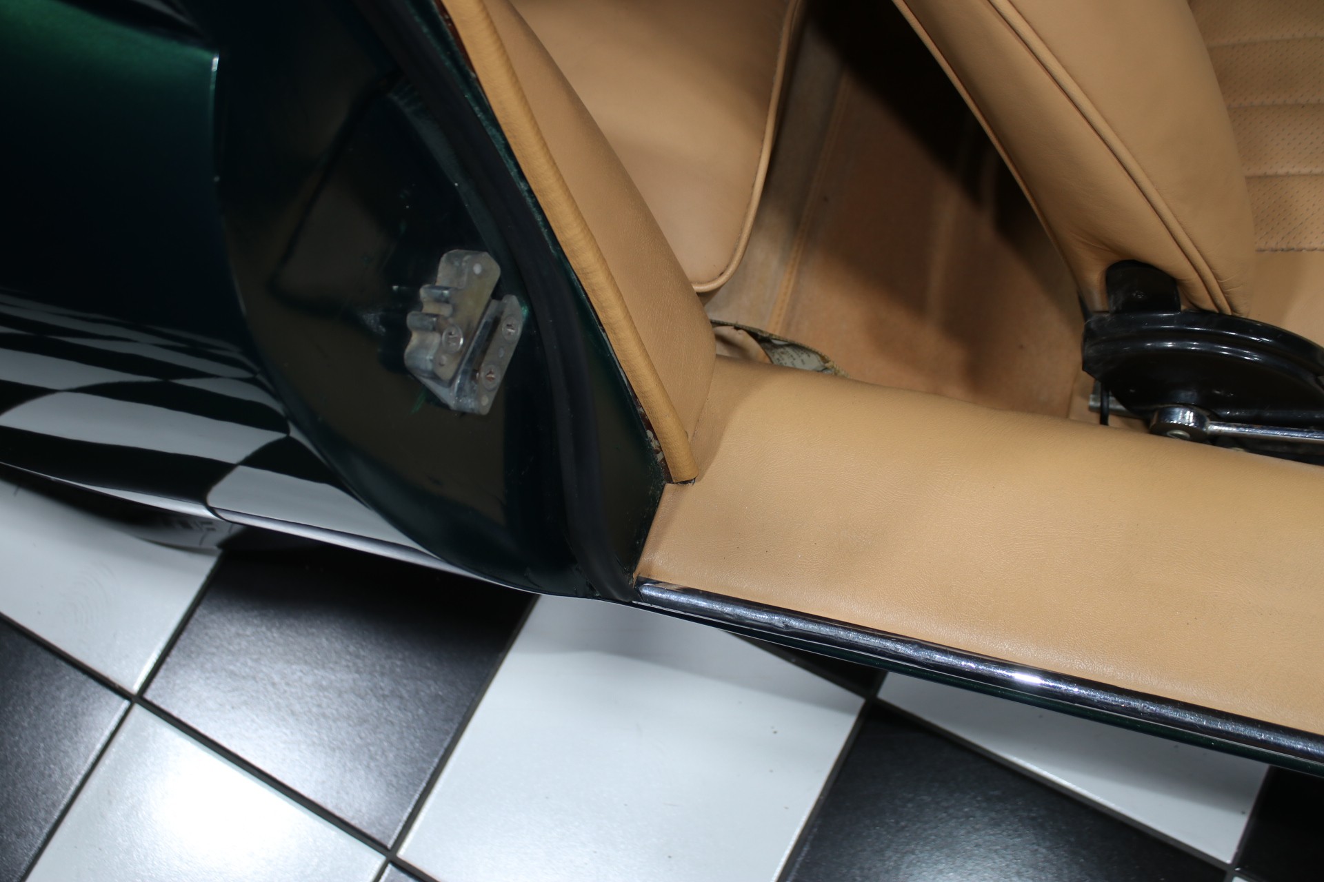 1970 Jaguar XK-E 44