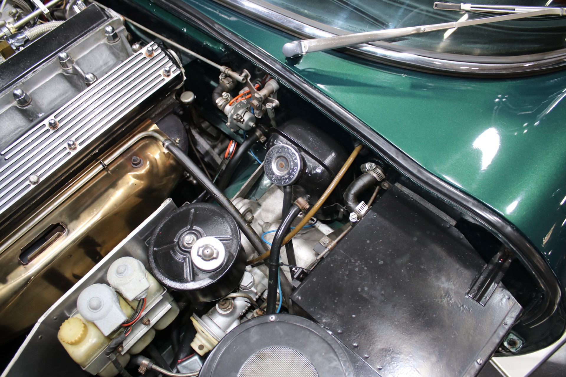 1970 Jaguar XK-E 77