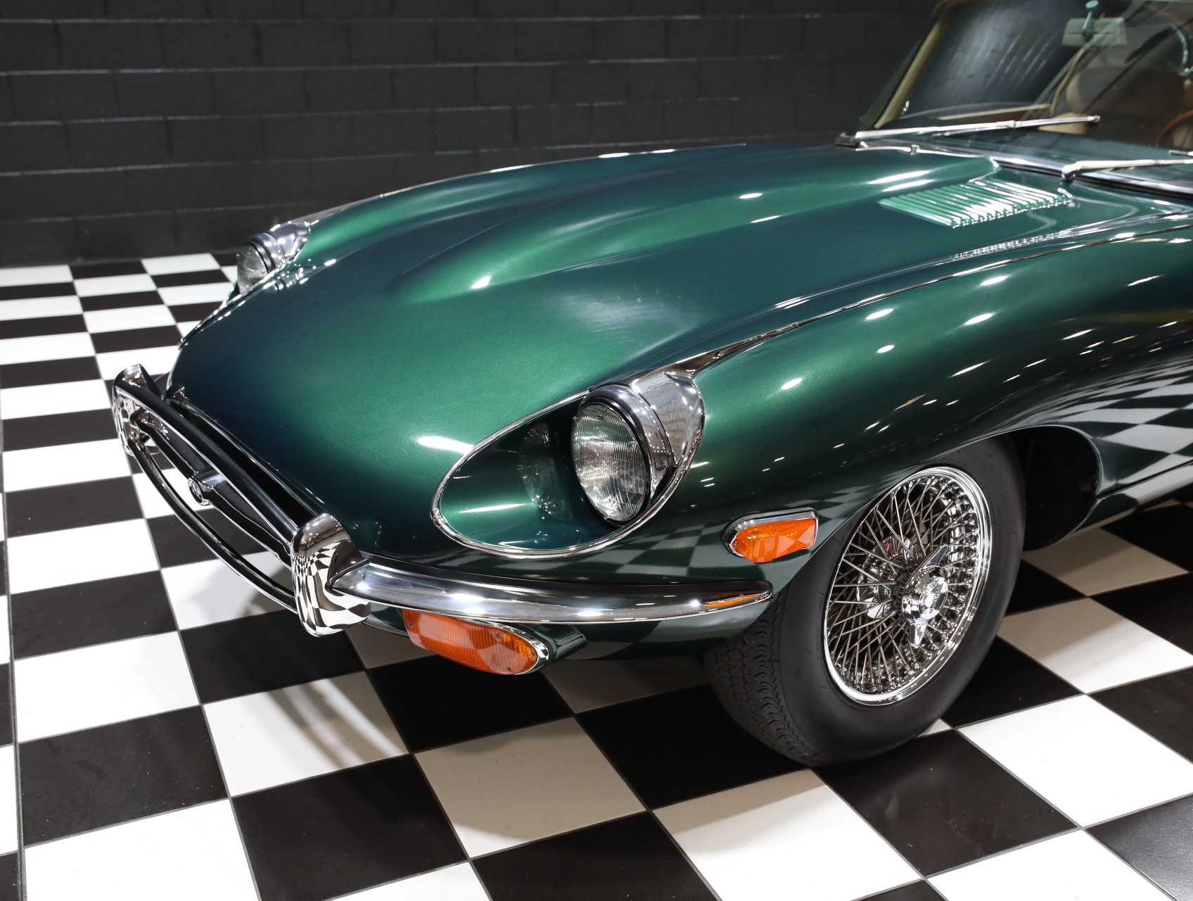1970 Jaguar XK-E 8