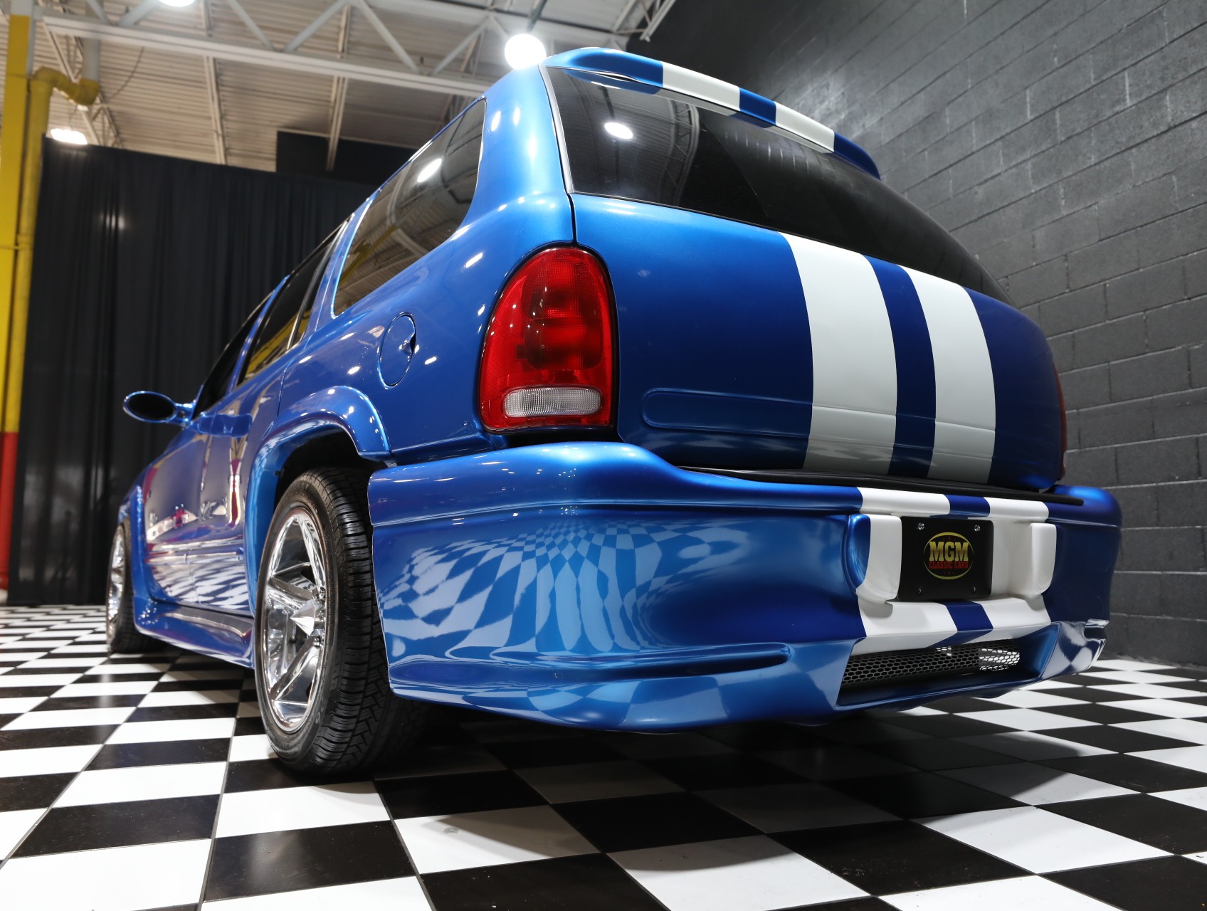 1999 Dodge Durango 23