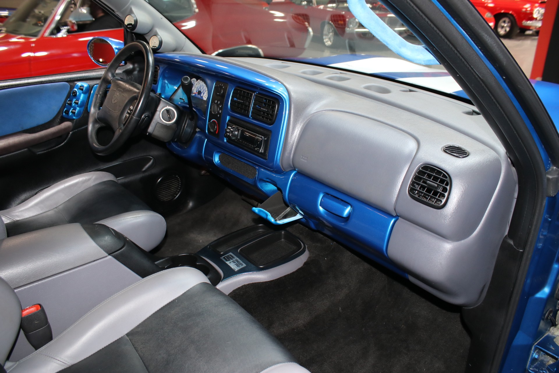 1999 Dodge Durango 38