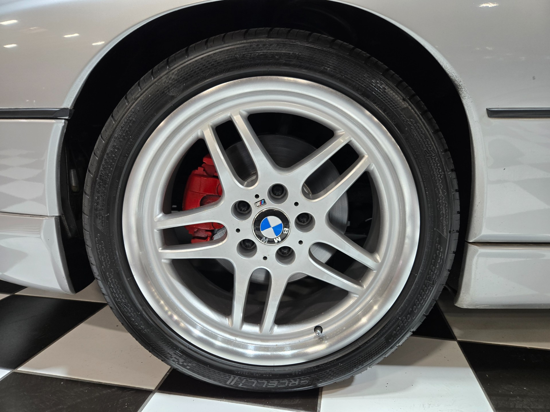 1991 BMW 8 Series 9