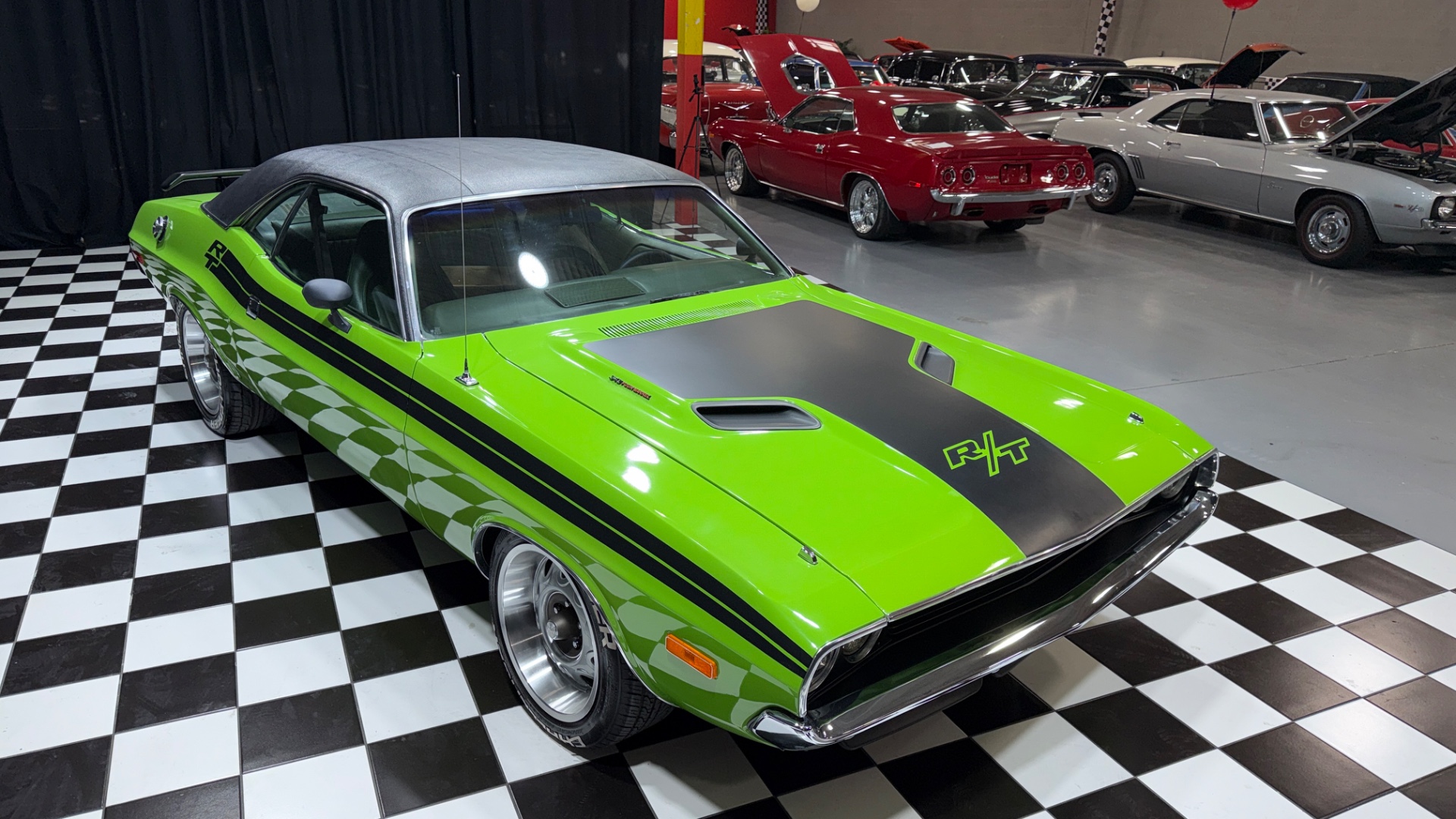 1973 Dodge Challenger 12
