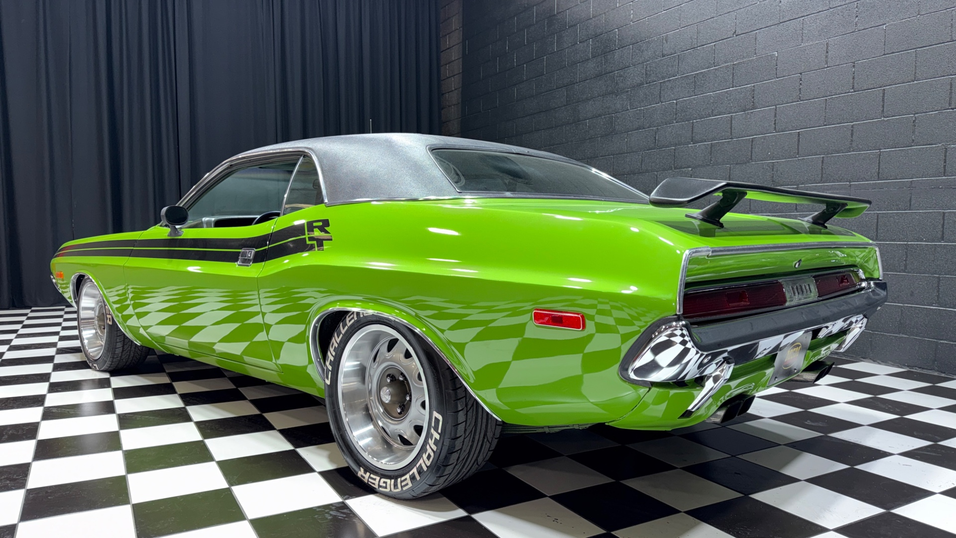 1973 Dodge Challenger 6