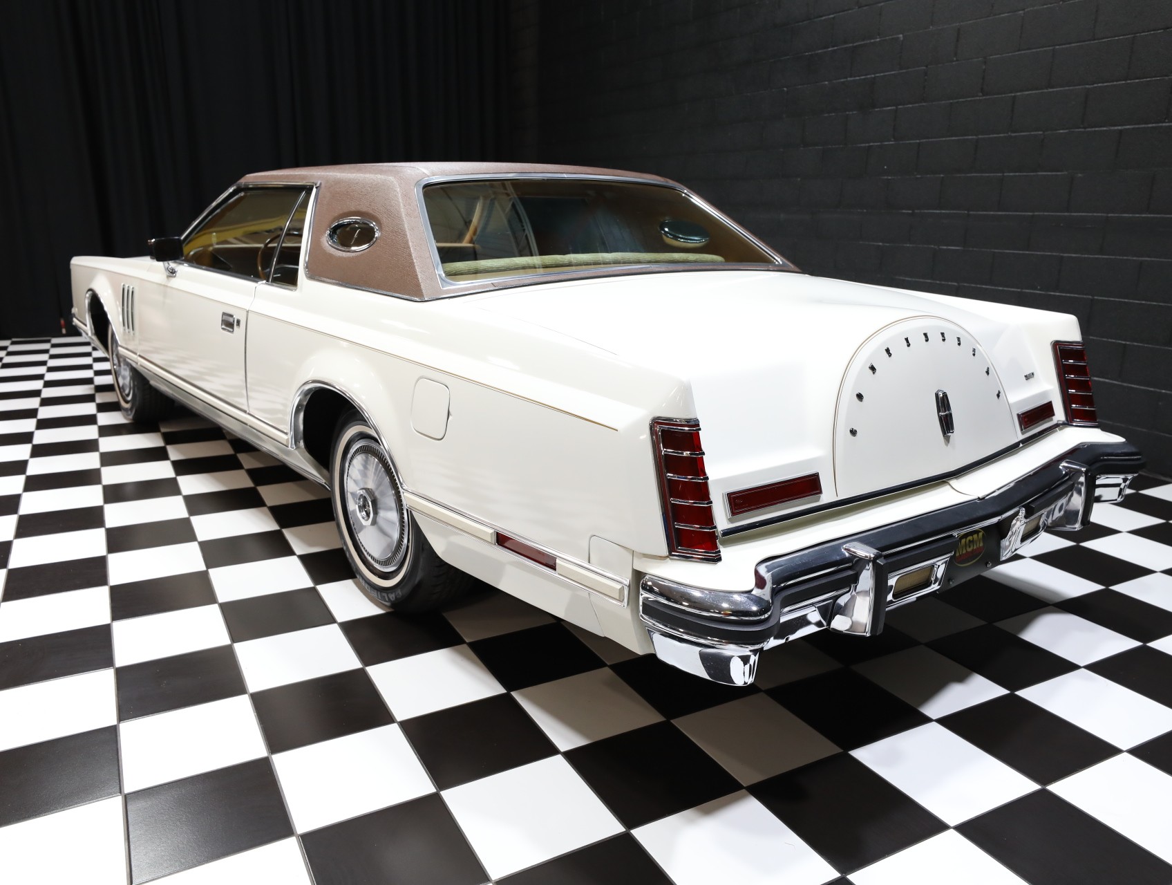 1978 Lincoln Continental 24