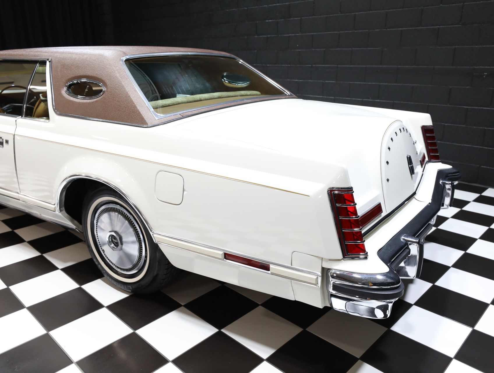 1978 Lincoln Continental 26