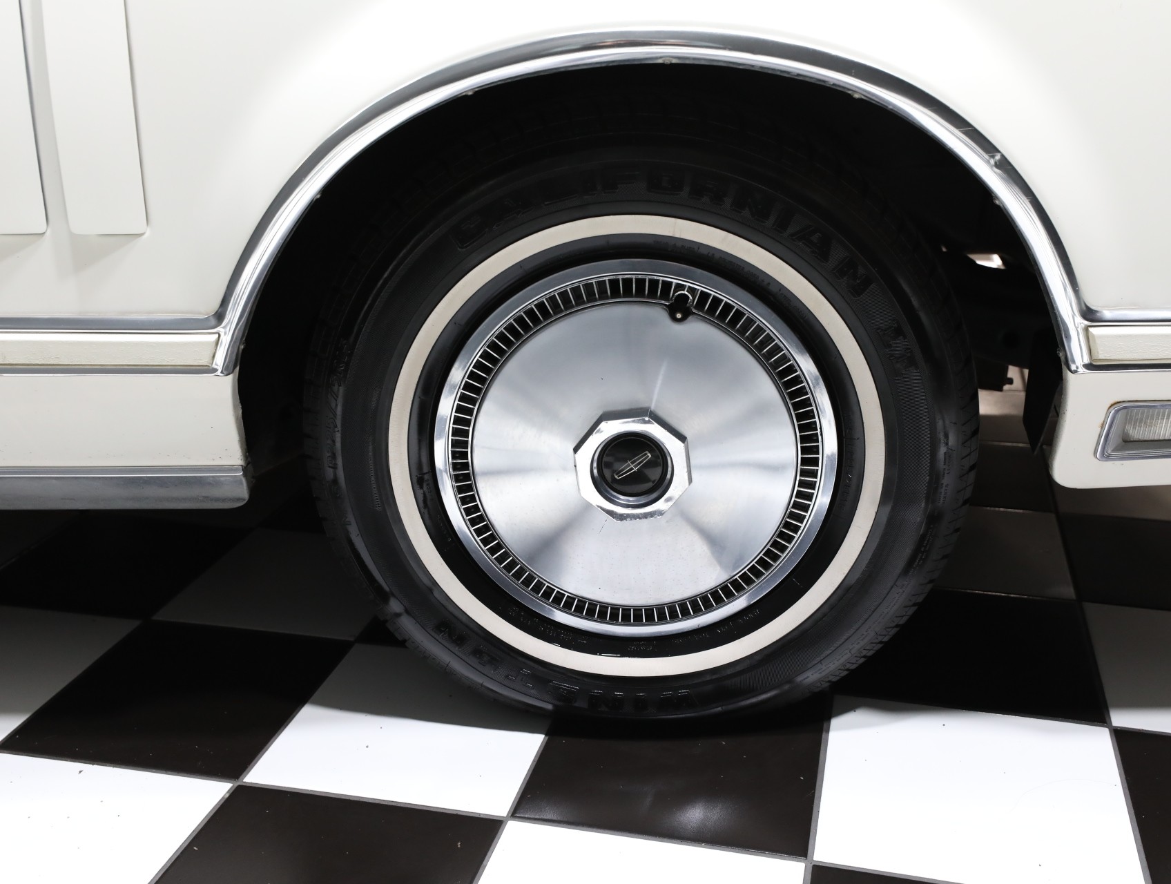 1978 Lincoln Continental 32