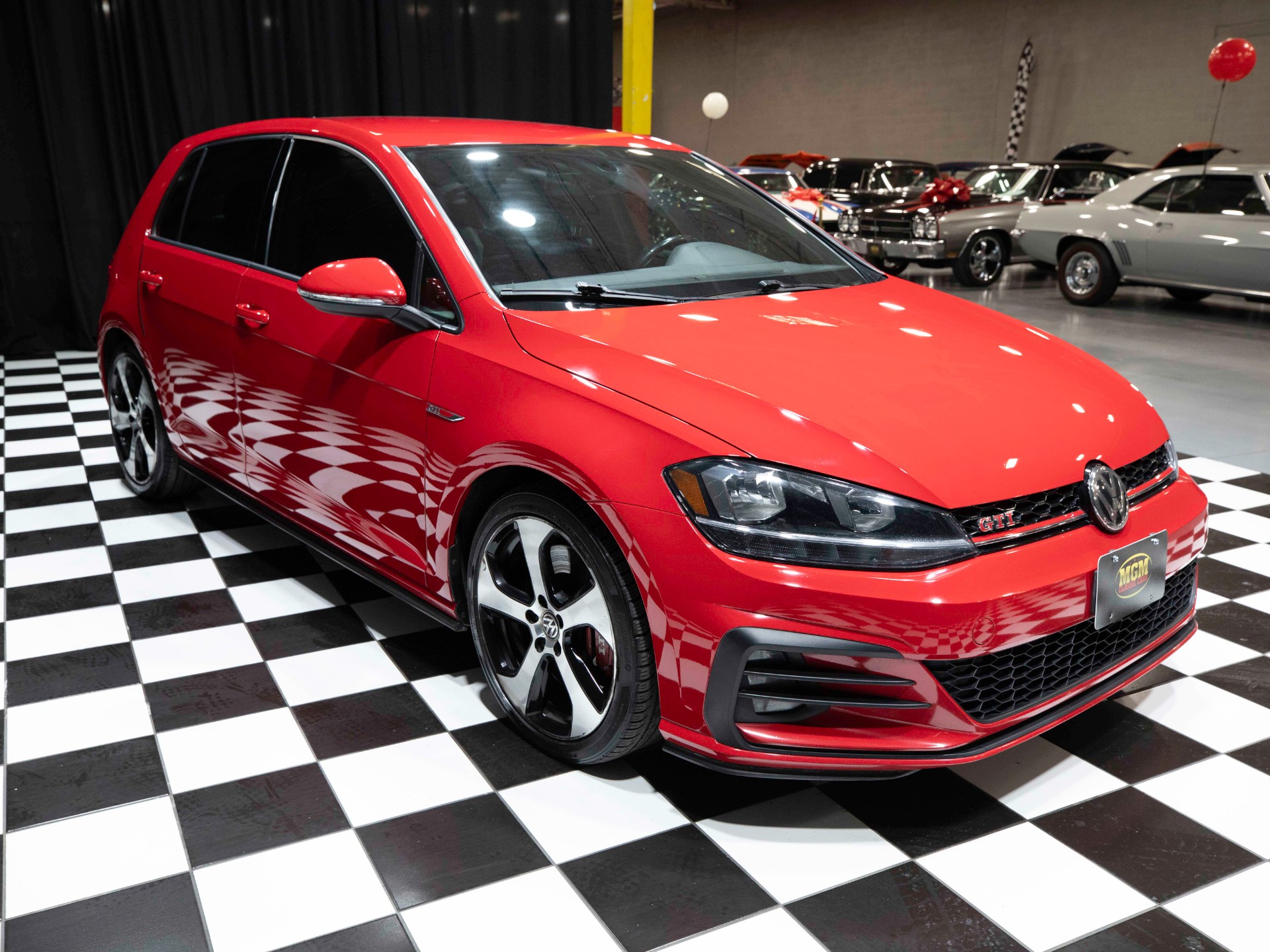 2019 Volkswagen Golf GTI 11