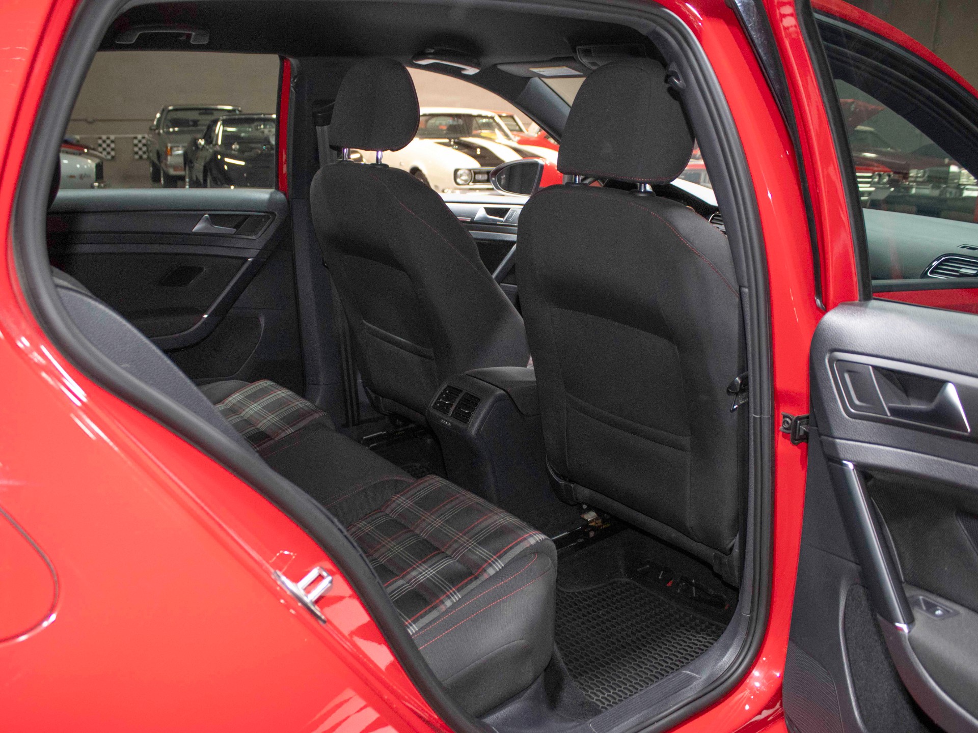 2019 Volkswagen Golf GTI 28